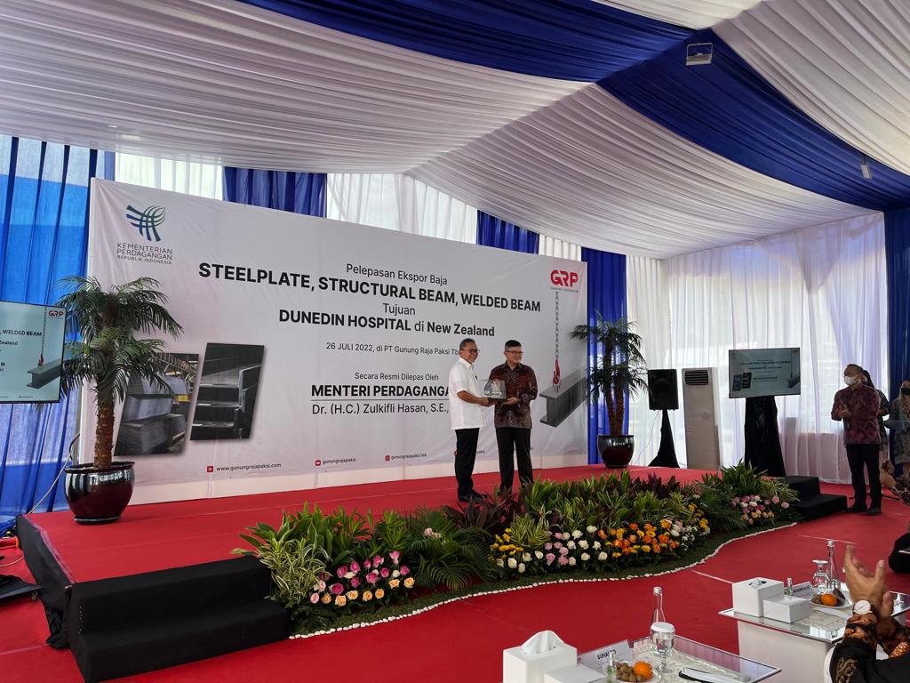 Pelepasan ekspor oleh Menteri Perdagangan Zulkifli Hasan, di Cikarang, Jawa Barat, Selasa (26/7/2022)