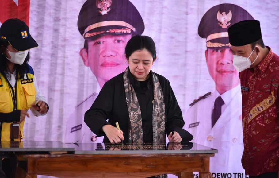 Ketua DPR Puan Maharani resmikan kawasan Jalan Soekarno di Purwokerto, 