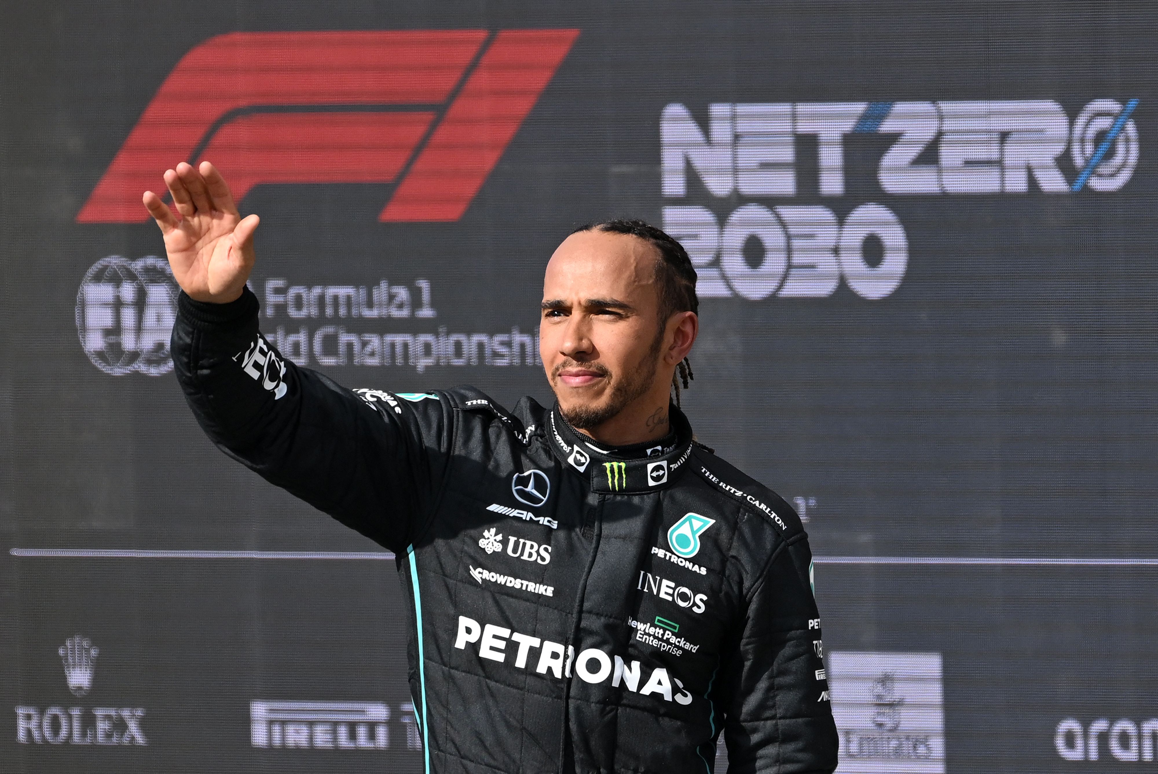 Pembalap Mercedes Lewis Hamilton