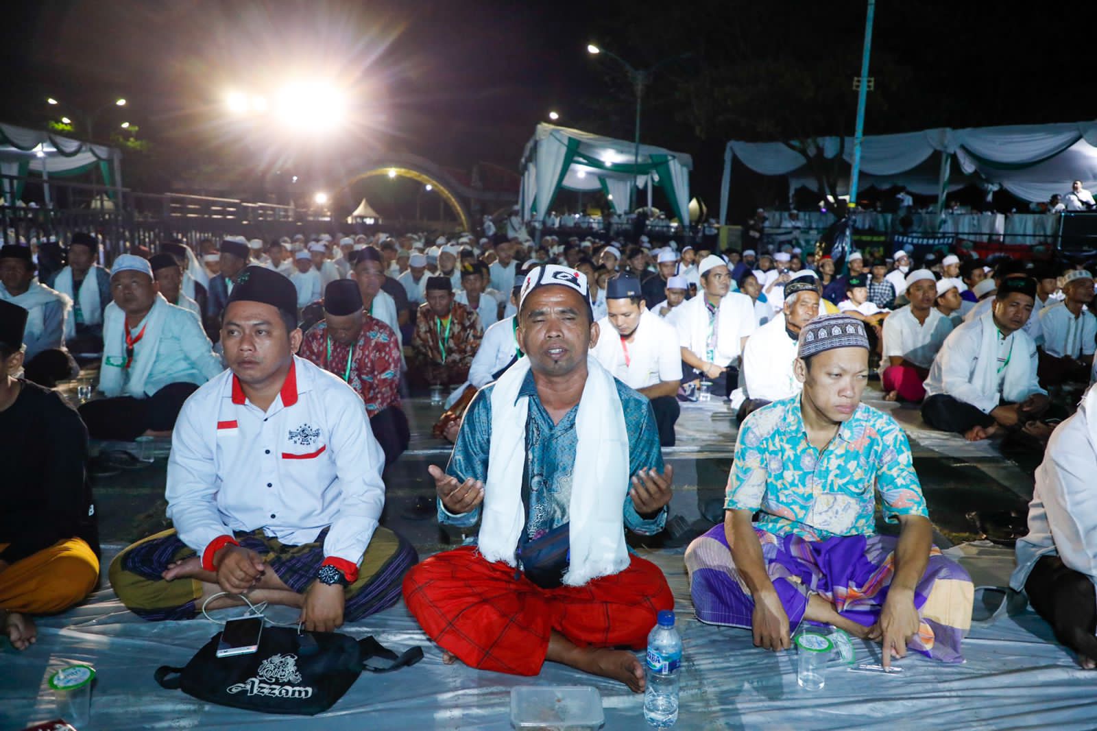 Ulama dan santri di Surabaya menggelar Istghosah mendoakan Ganjar pranowo