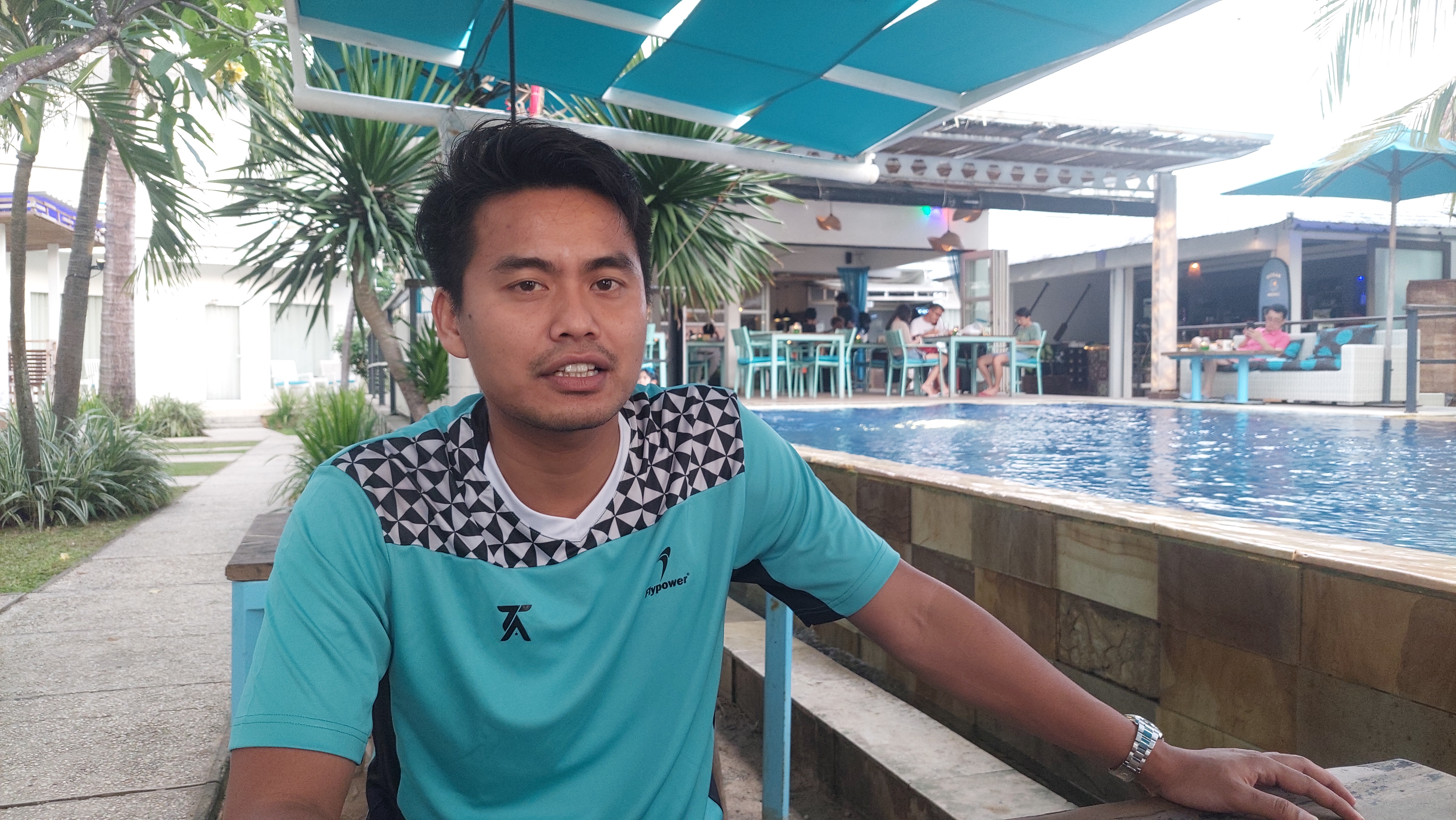 Mantan pemain spesialis ganda campuran Indonesia Tontowi Ahmad saat berkunjung ke Jepara, Jawa Tengah, Senin (4/7).