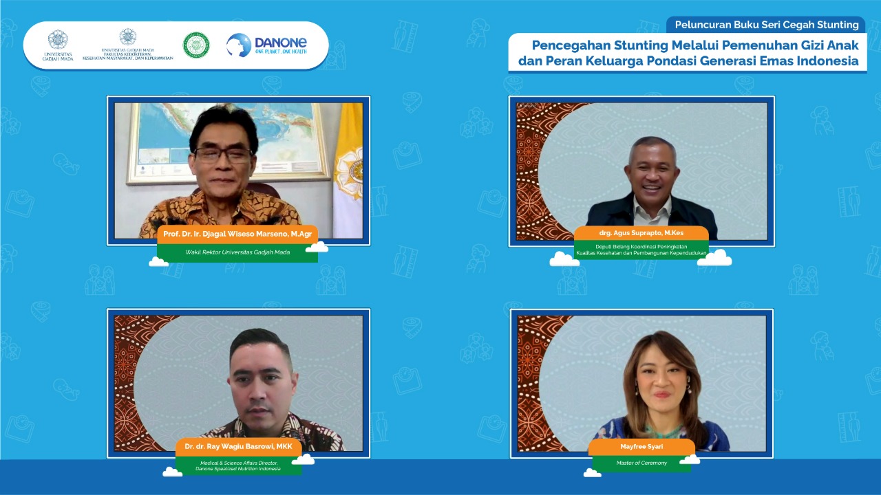 Didukung oleh Danone Specialized Nutrition (SN) Indonesia, PKGM, FK-KMK, UGM meluncurkan  “4 Seri Buku Cegah Stunting” pada Rabu (27/7). 