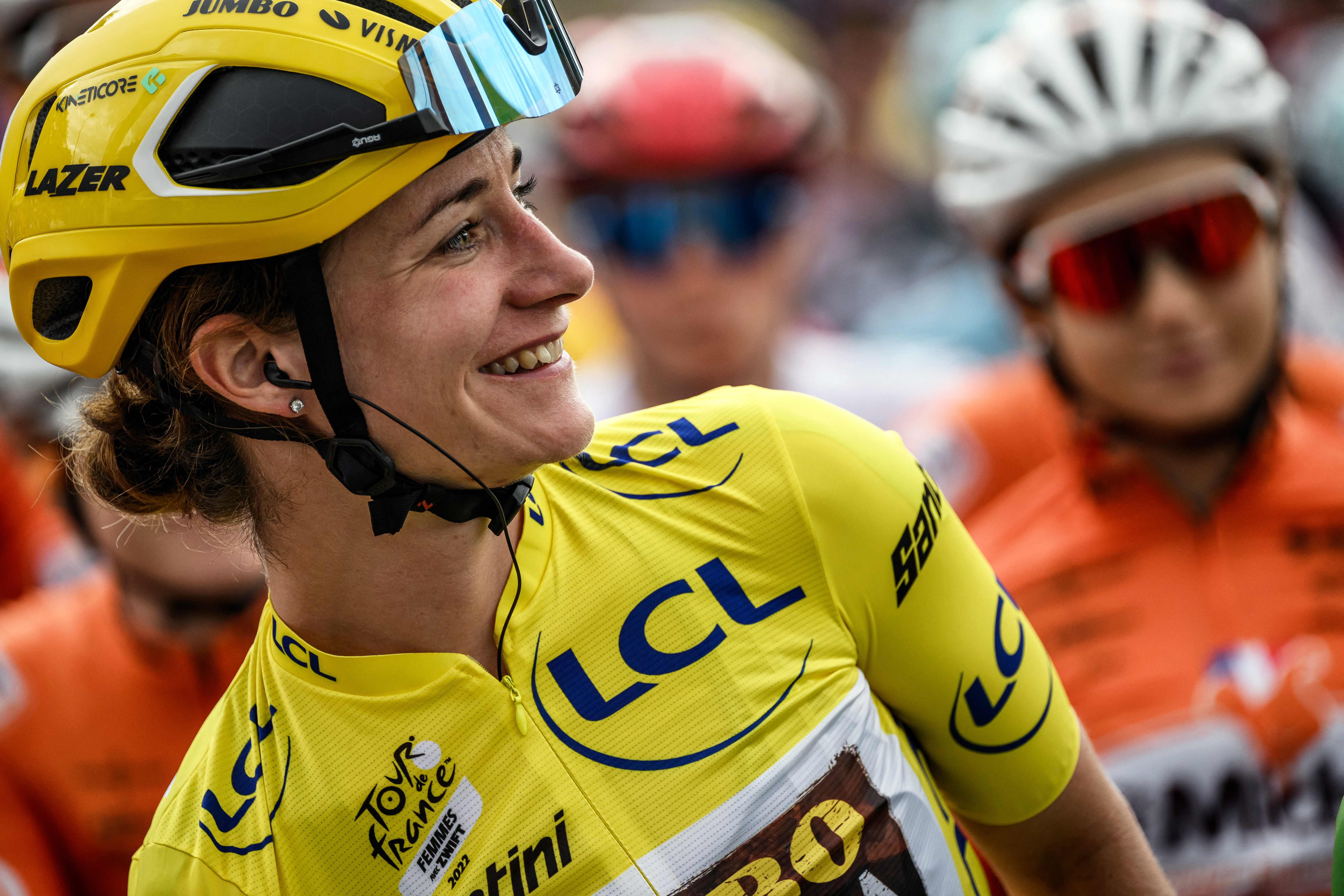 Pembalap sepeda Marianne Vos saat berlaga.