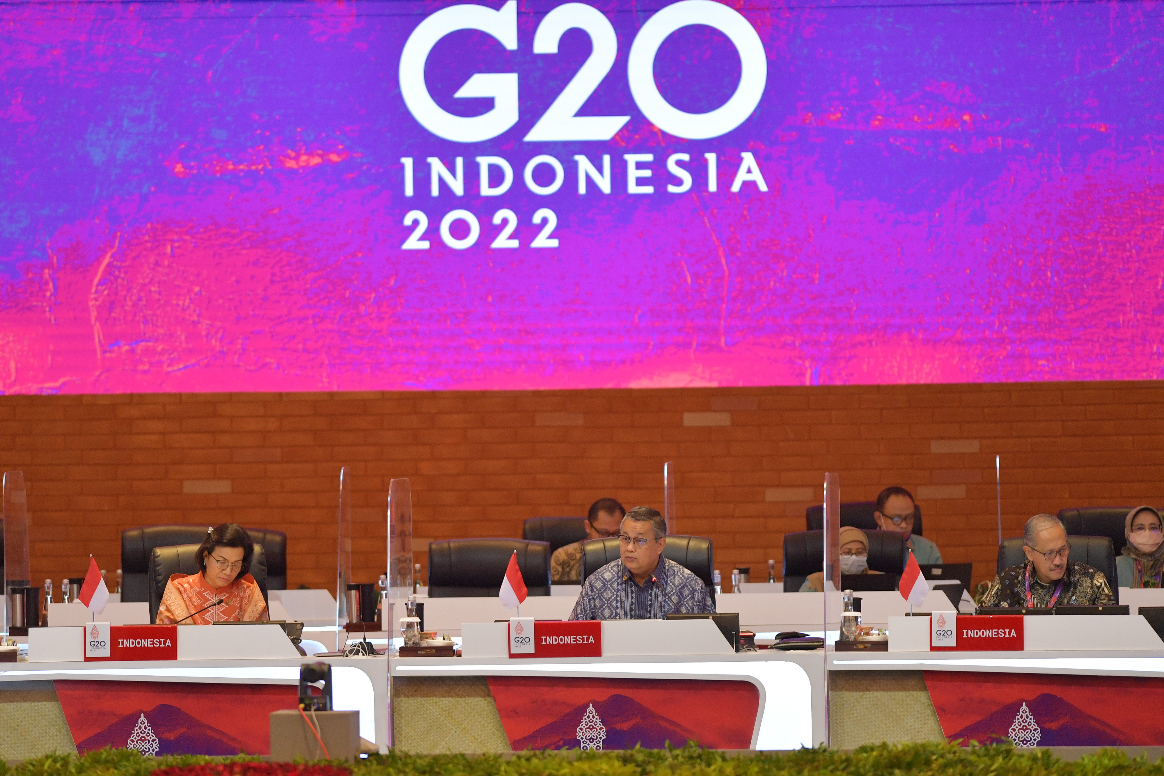 Pertemuan para menteri keuangan dan gubernur bank sentral negara G20 di Bali.