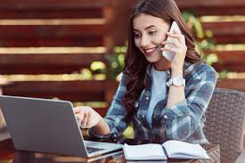 Berkomunikasi di Dunia Digital Tetap Harus Santun