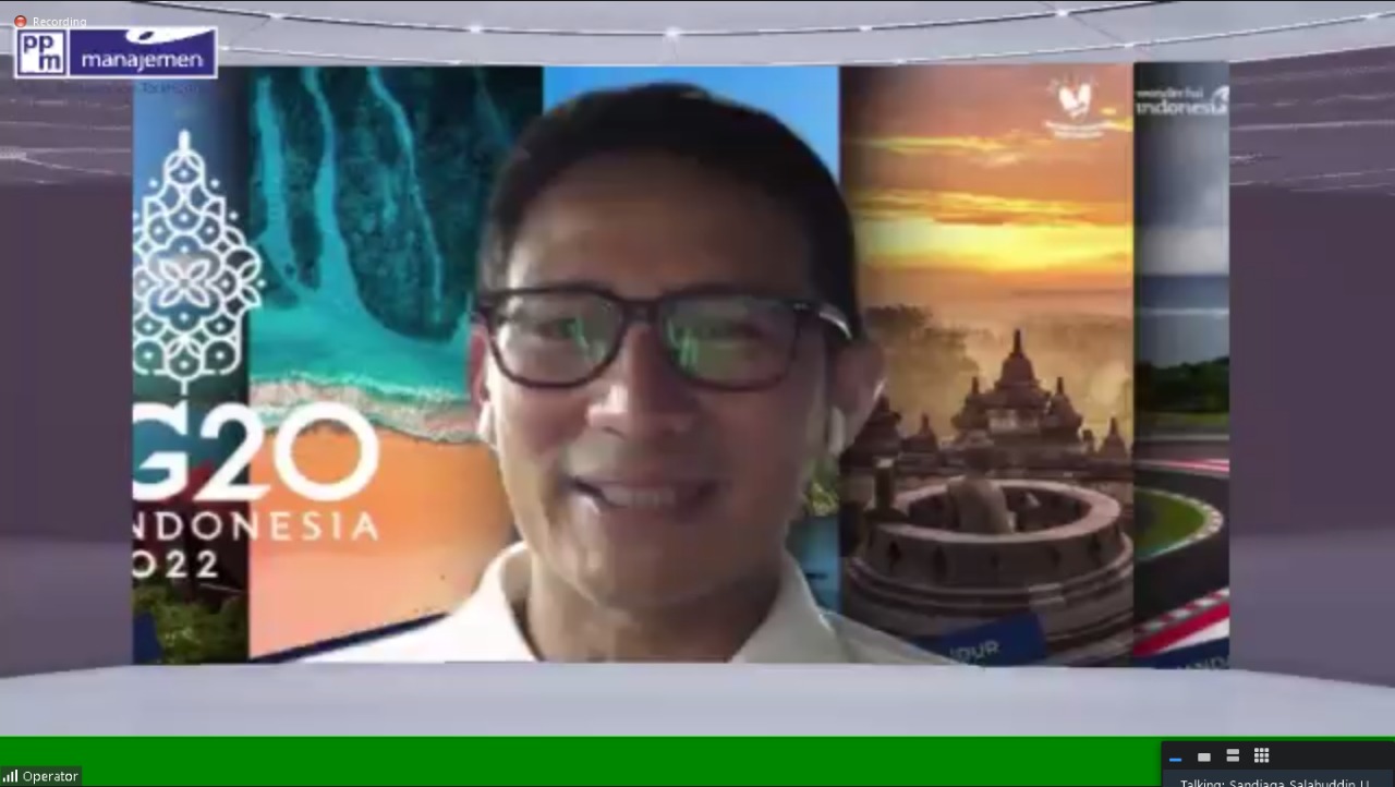 Menparekraf Sandiaga Salahuddin Uno yang bertindak sebagai keynote speaker pada Forum Urun Rembuk (FUR) Nasional, Selasa (5/7).