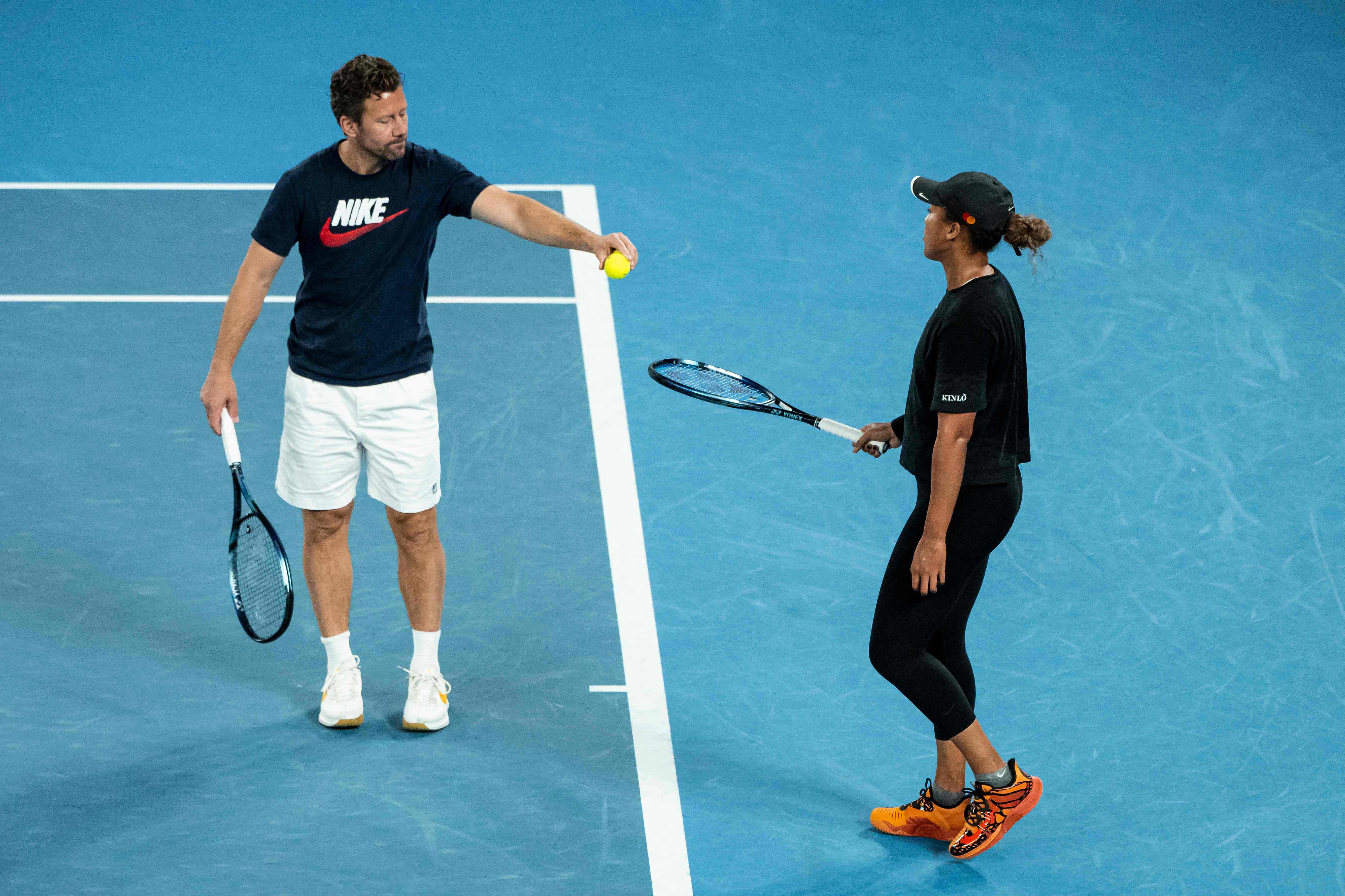Petenis Jepang Naomi Osaka (kanan) bersama pelatihnya Wim Fissette.