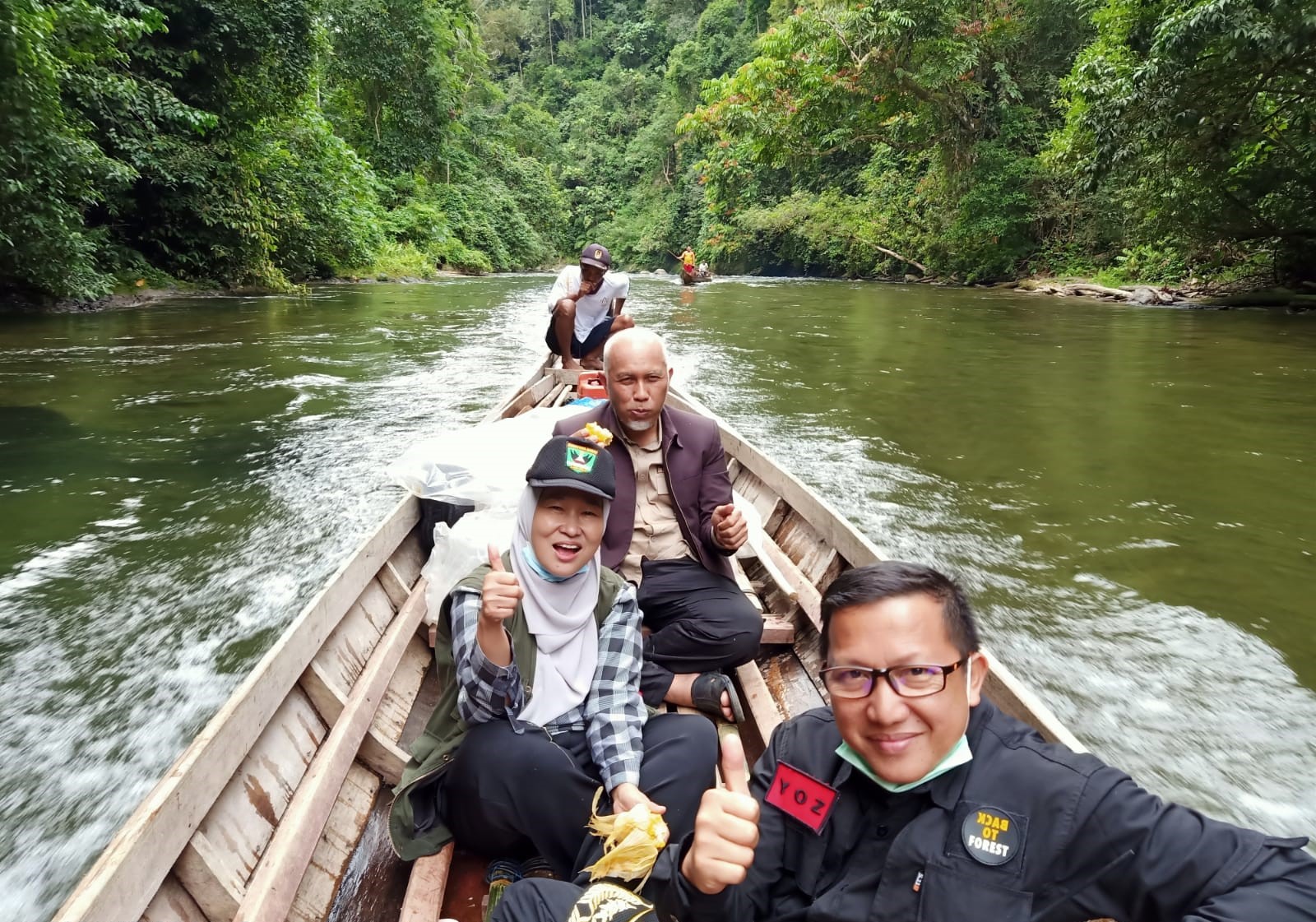 Gubernur Sumbar Mahyeldi bersampan mengunjungi sejumlah wilayah di Sumbar dalam kunjunga kerjanya