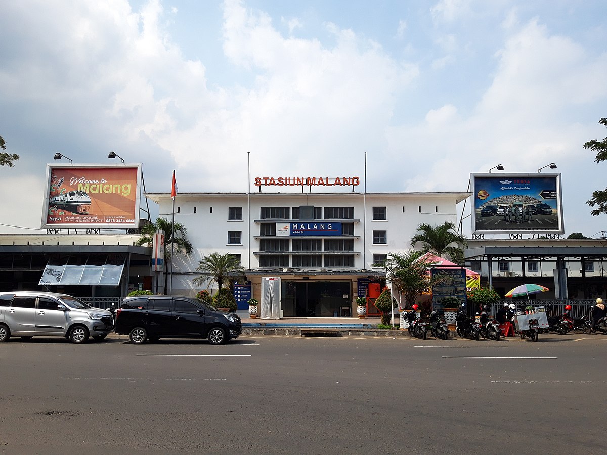 Stasiun Kota Baru Malang peninggalan zaman kolonial Belanda
