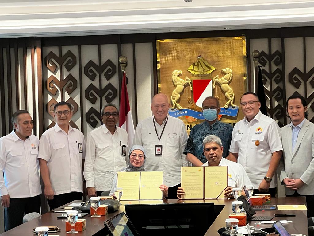 KADIN Indonesia dan Kementerian PUPR Teken MoU Pengembangan Standar Kompetensi Kerja 