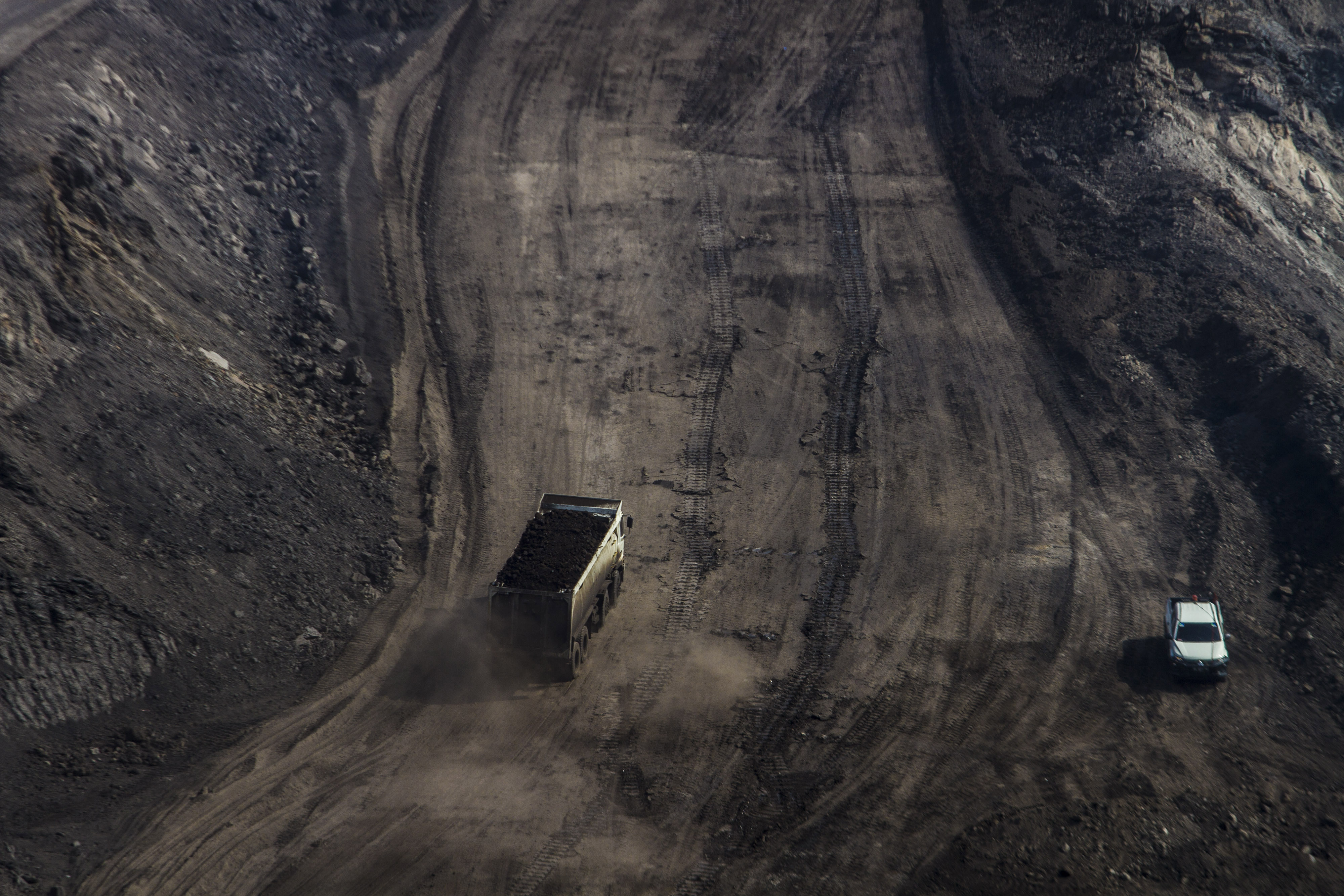 Ilustrasi: jalan tambang