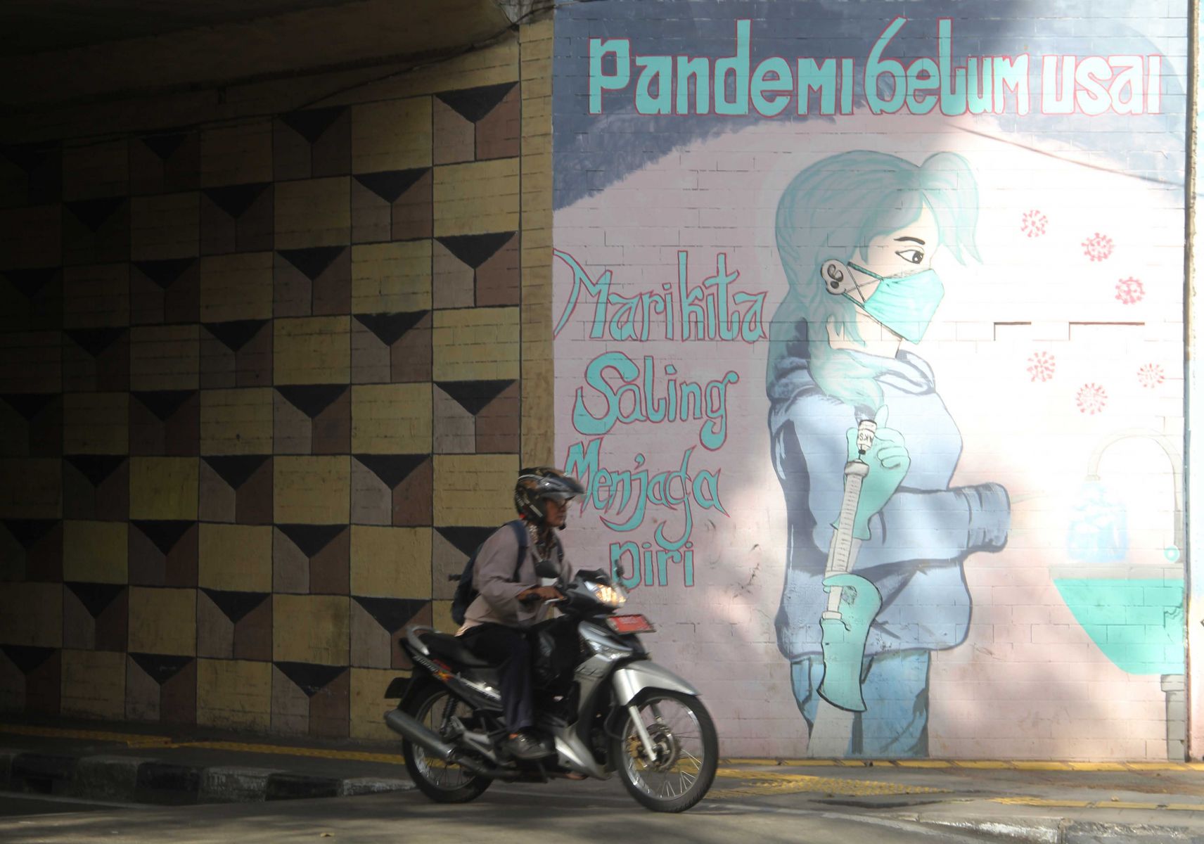 Kasus Covid-19 di Jakarta Bertambah  1.594