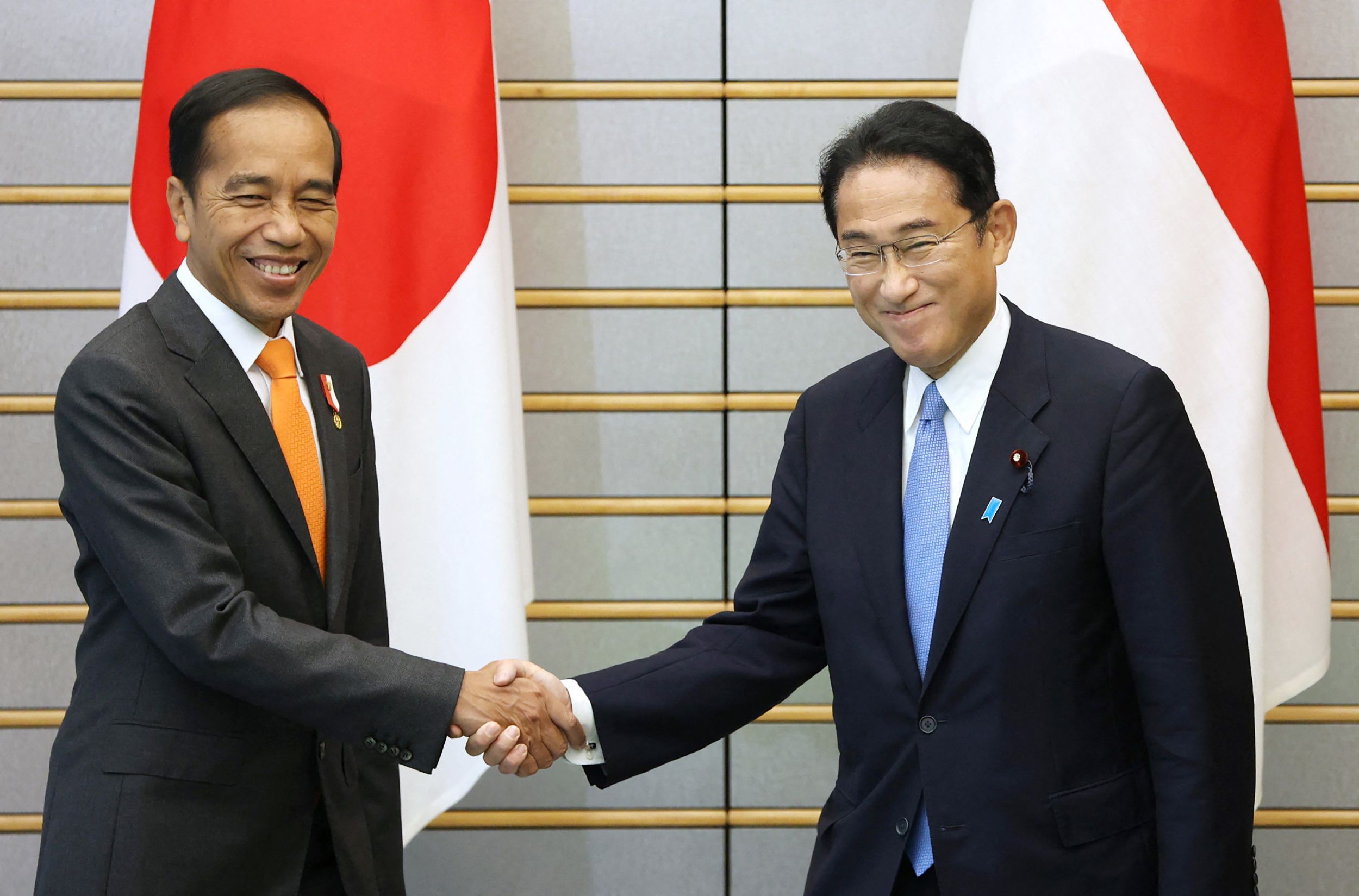 Presiden Joko Widodo bertemu dengan PM Jepang Fumio Kishida