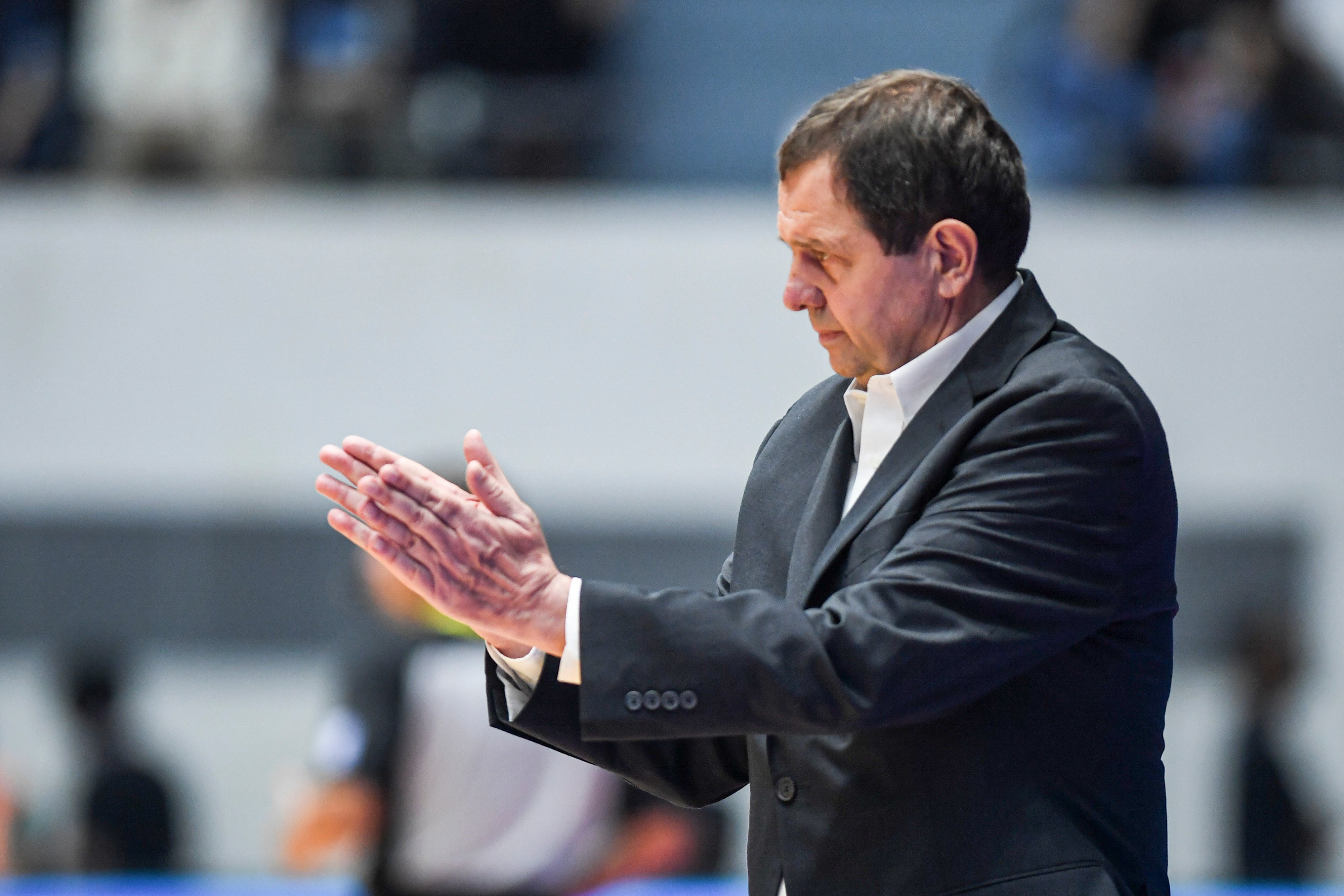 Pelatih timnas bola basket Indonesia Rajko Toroman