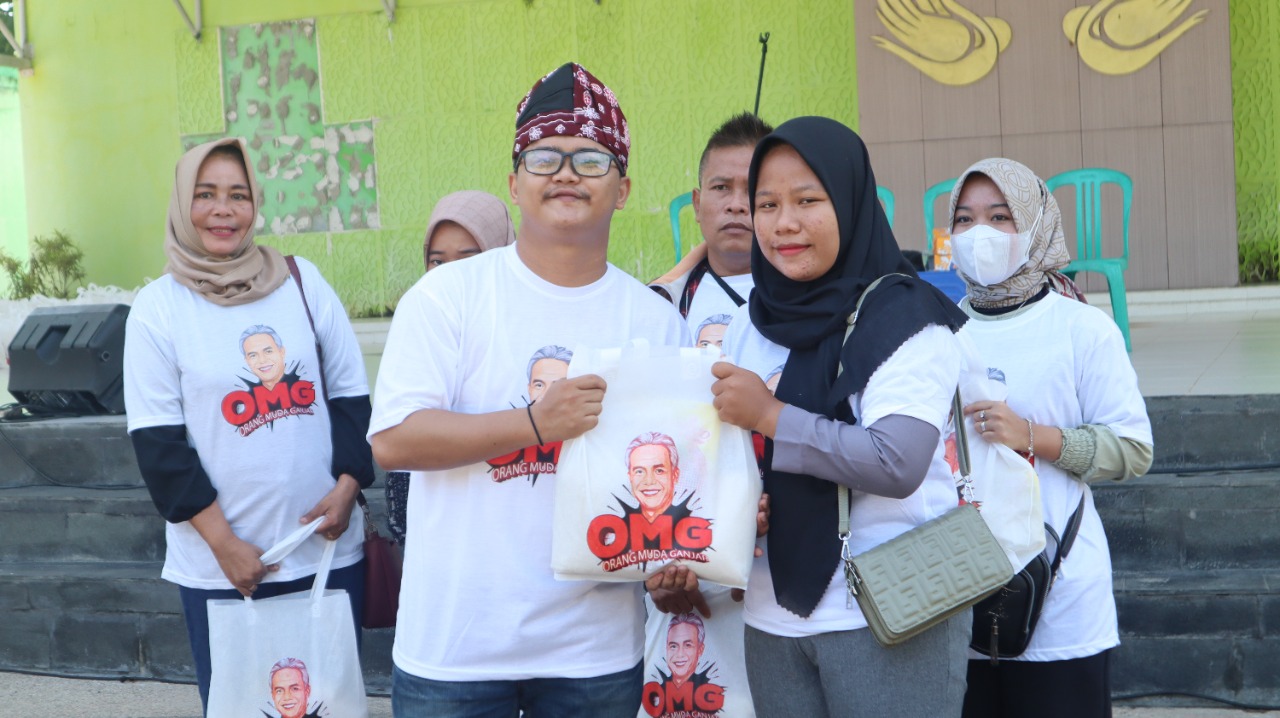 Deklarasi Dukung Ganjar, Ratusan Anak Muda di Jambi Dukung SMK Gratis se-Indonesia 