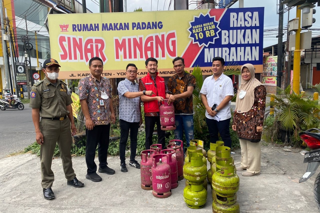 Sidak penggunaan LPG 3 kg.