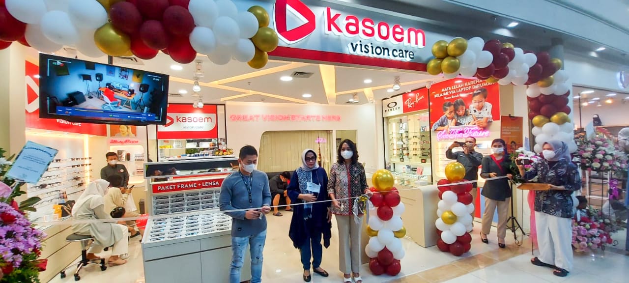 Pembukaan cabang Kasoem Vision Care di Cikarang, Jawa Barat