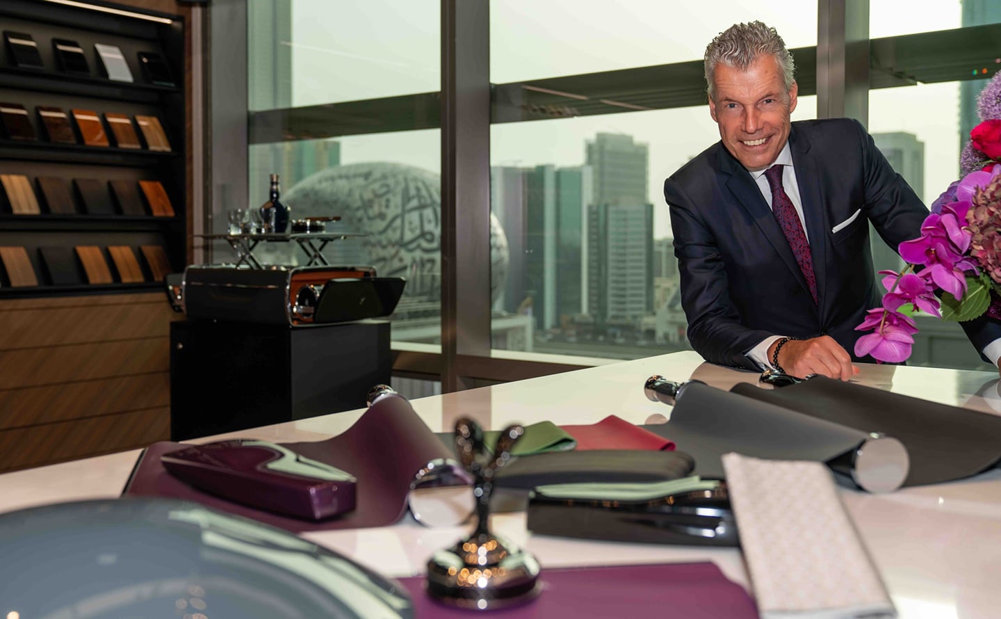 Chief Executive Officer Rolls-Royce Motor Cars Torsten Müller-Ötvös di Private Office Dubai