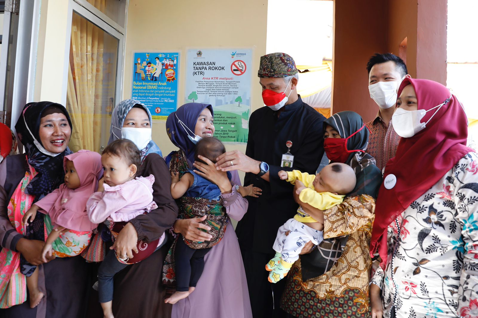 Gubernur Ganjar Pranowo bersama Forum Kader Posyandu Indonesia (FKPI) ke Brebes untuk memantau langsung penanganan stunting di Jateng, Kamis