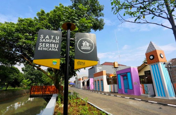 Waterfront Cidurian.