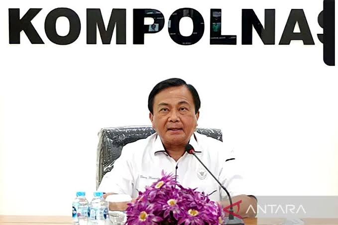 Ketua Harian kompolnas Benny Mamoto 