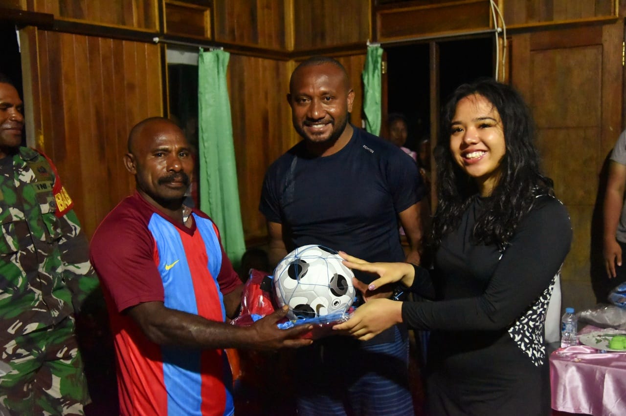 Pesepak bola muda kembali ke NTB untuk memperkuat Lombok FC 