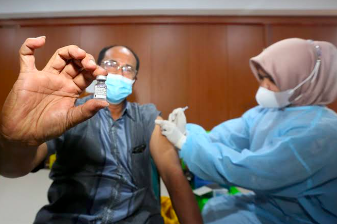 Pelaku Perjalanan Luar Negeri Wajib Sudah Vaksinasi Booster