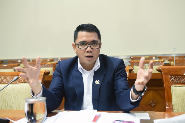 Anggota Komisi III DPR Arteria Dahlan