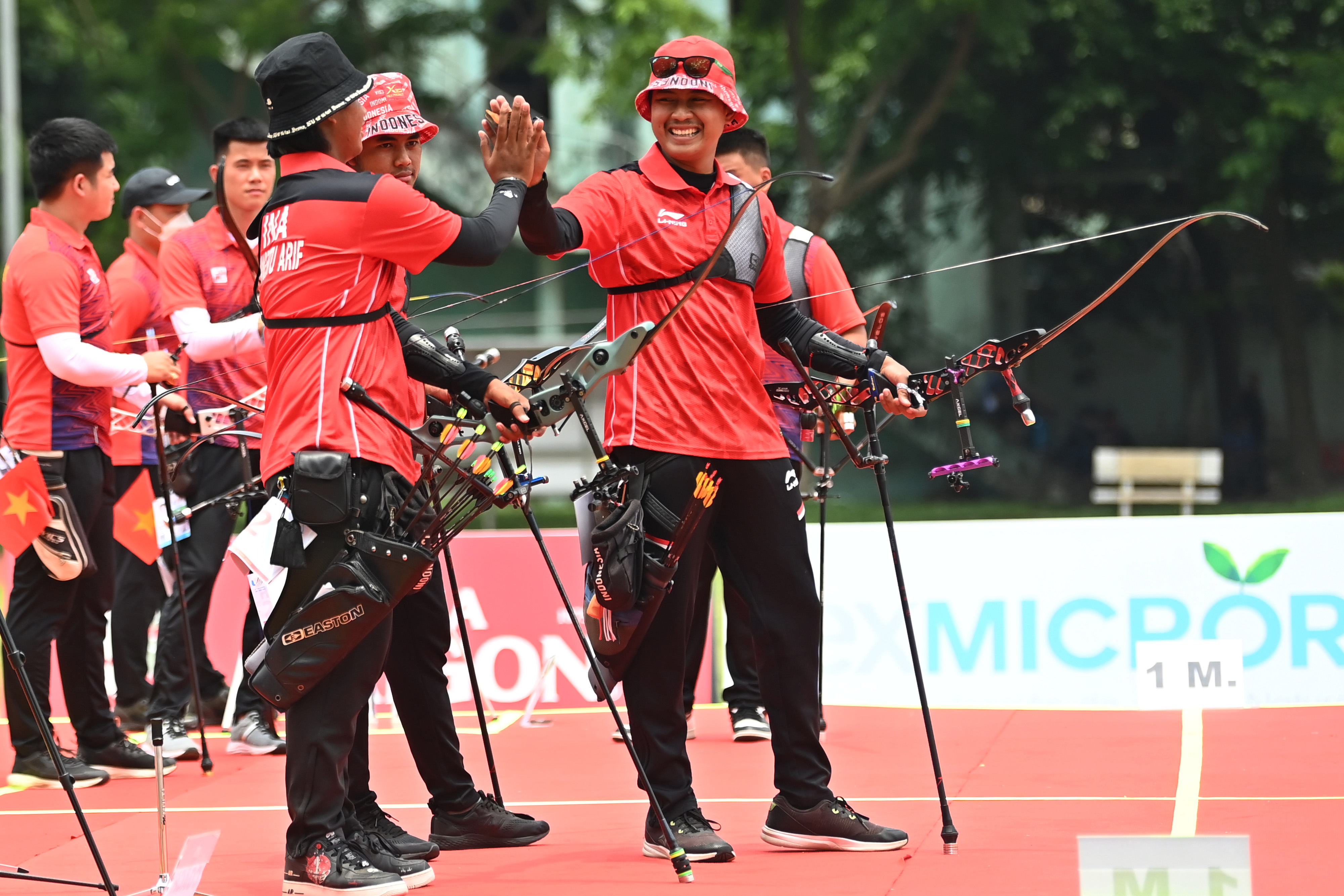 Tim panah Indonesia meraih emas dalam nomor Recurve Beregu Putra Panahan SEA Games 2021. Cabang panahan belum masuk daftar SEA Games 2023.