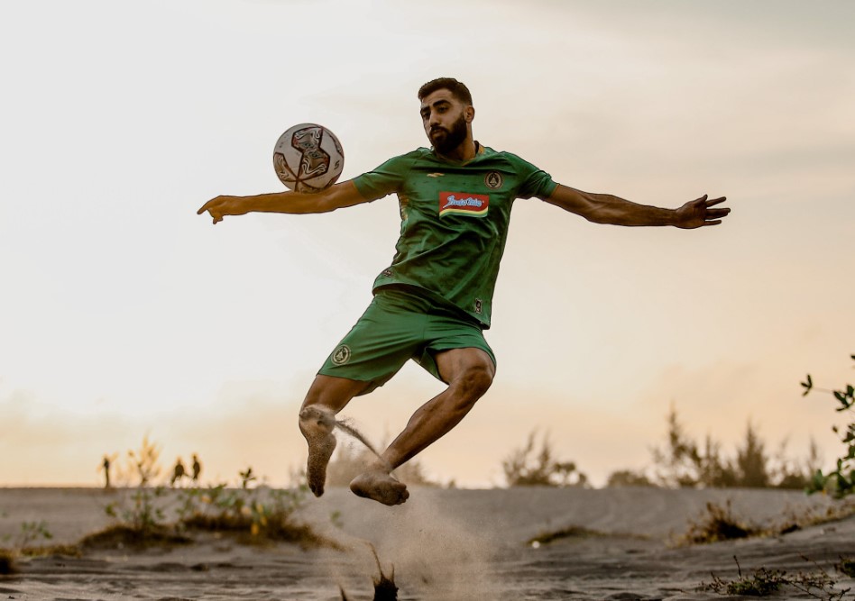 Pemain PSS Sleman Jihad Ayoub