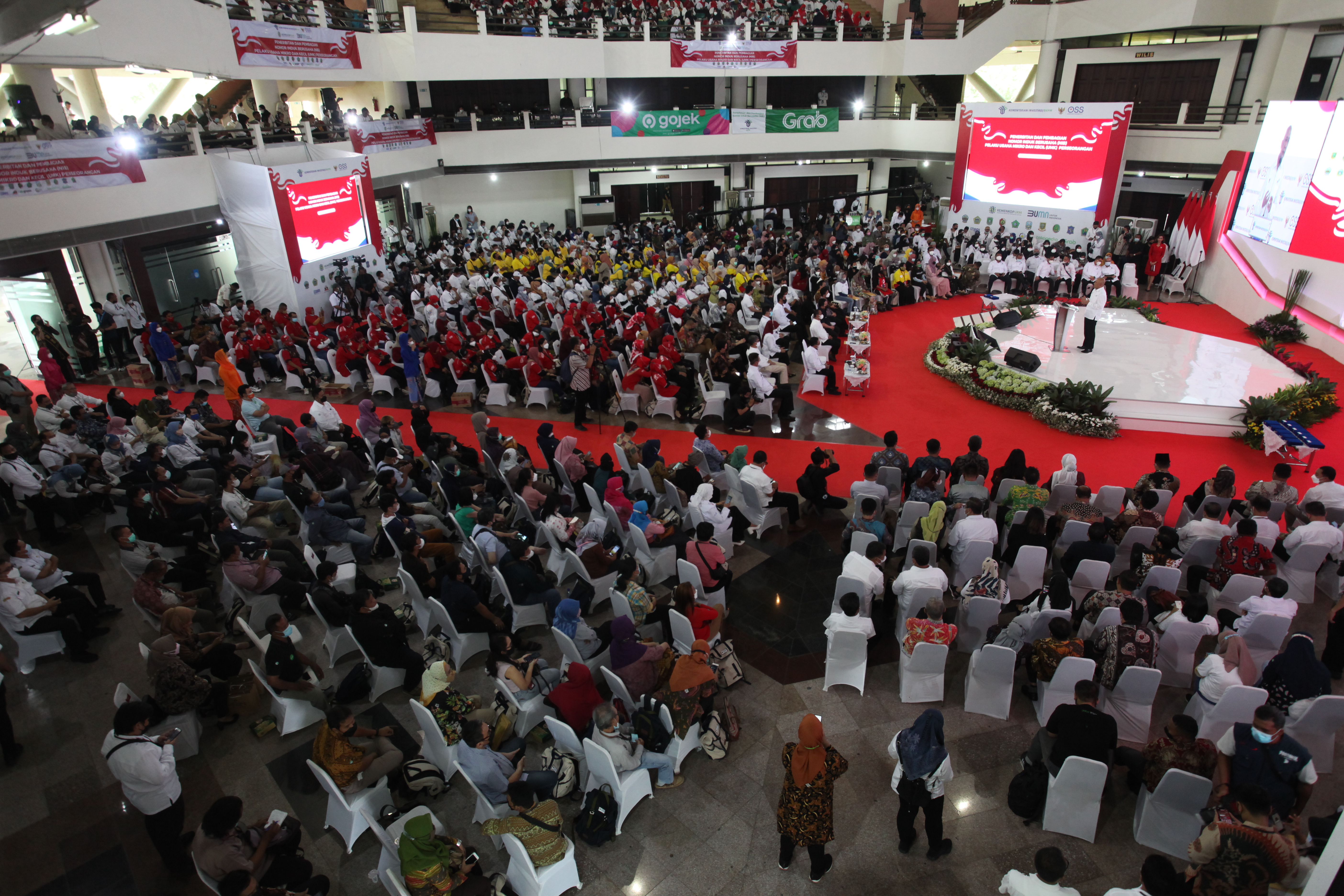 Sejumlah pelaku usaha menghadiri Penerbitan dan Pembagian Nomor Induk Berusaha (NIB) Pelaku Usaha Mikro dan Kecil (UMK) Perseorangan.