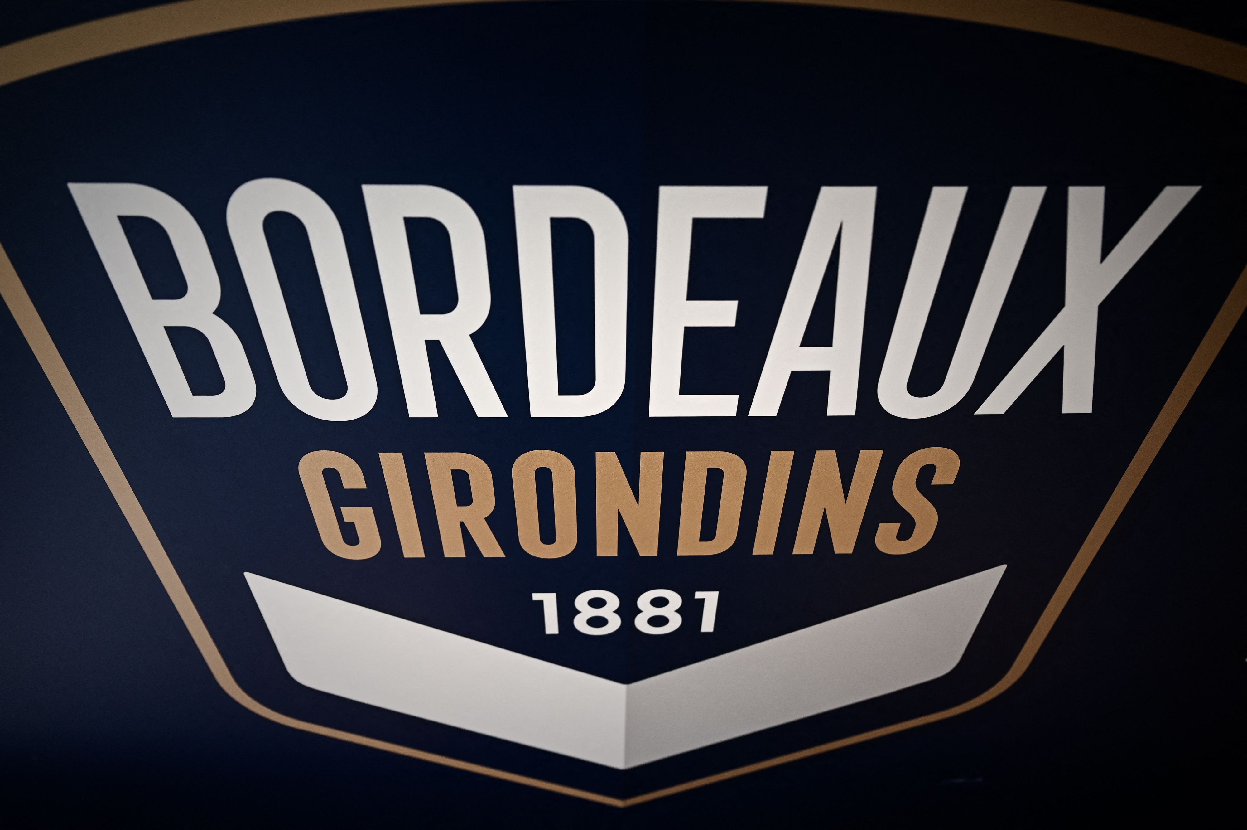 Logo klub Liga Prancis Bordeaux. Musim depan, Bordeaux akan bermain di Ligue 2.