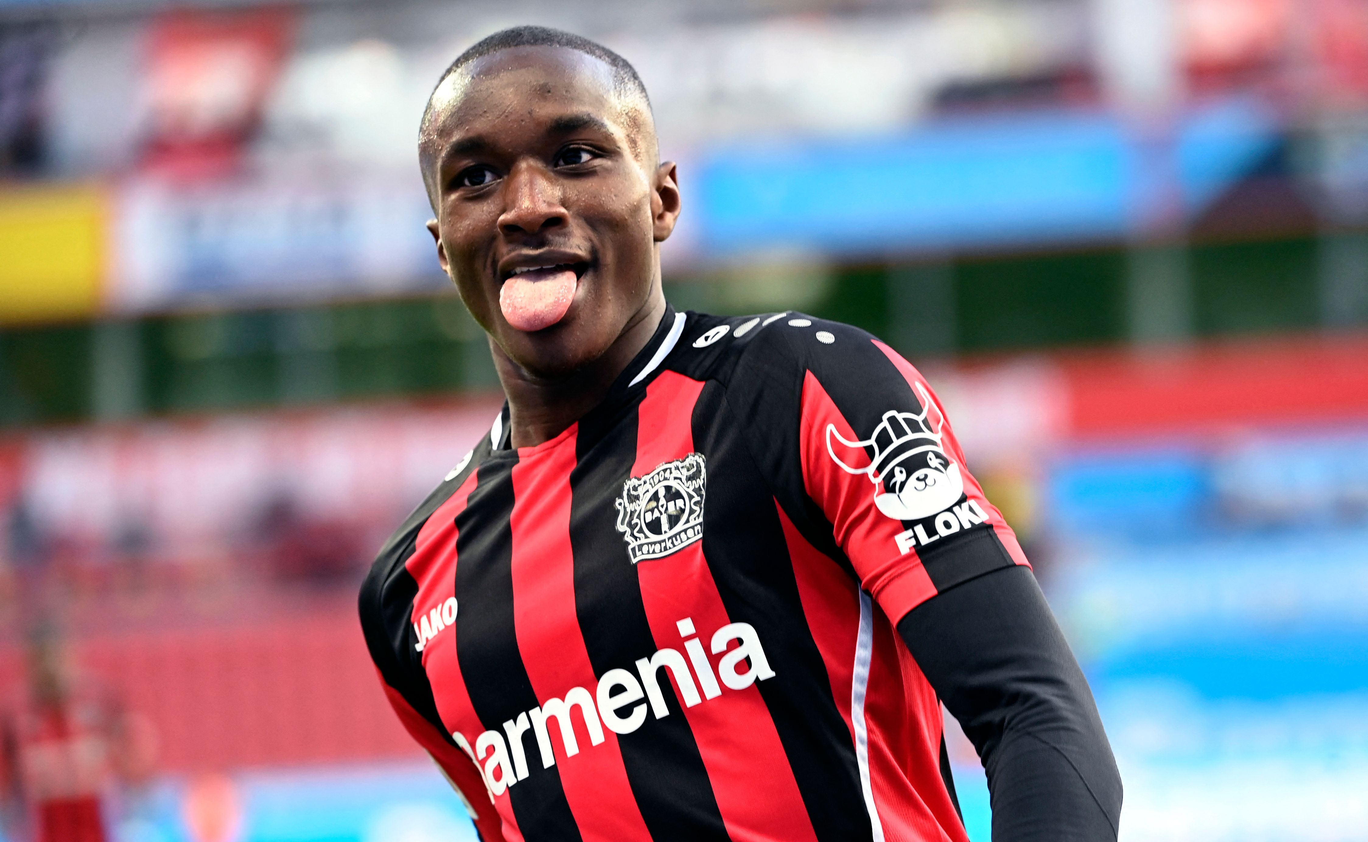 Newcastle Ingin Datangkan Diaby