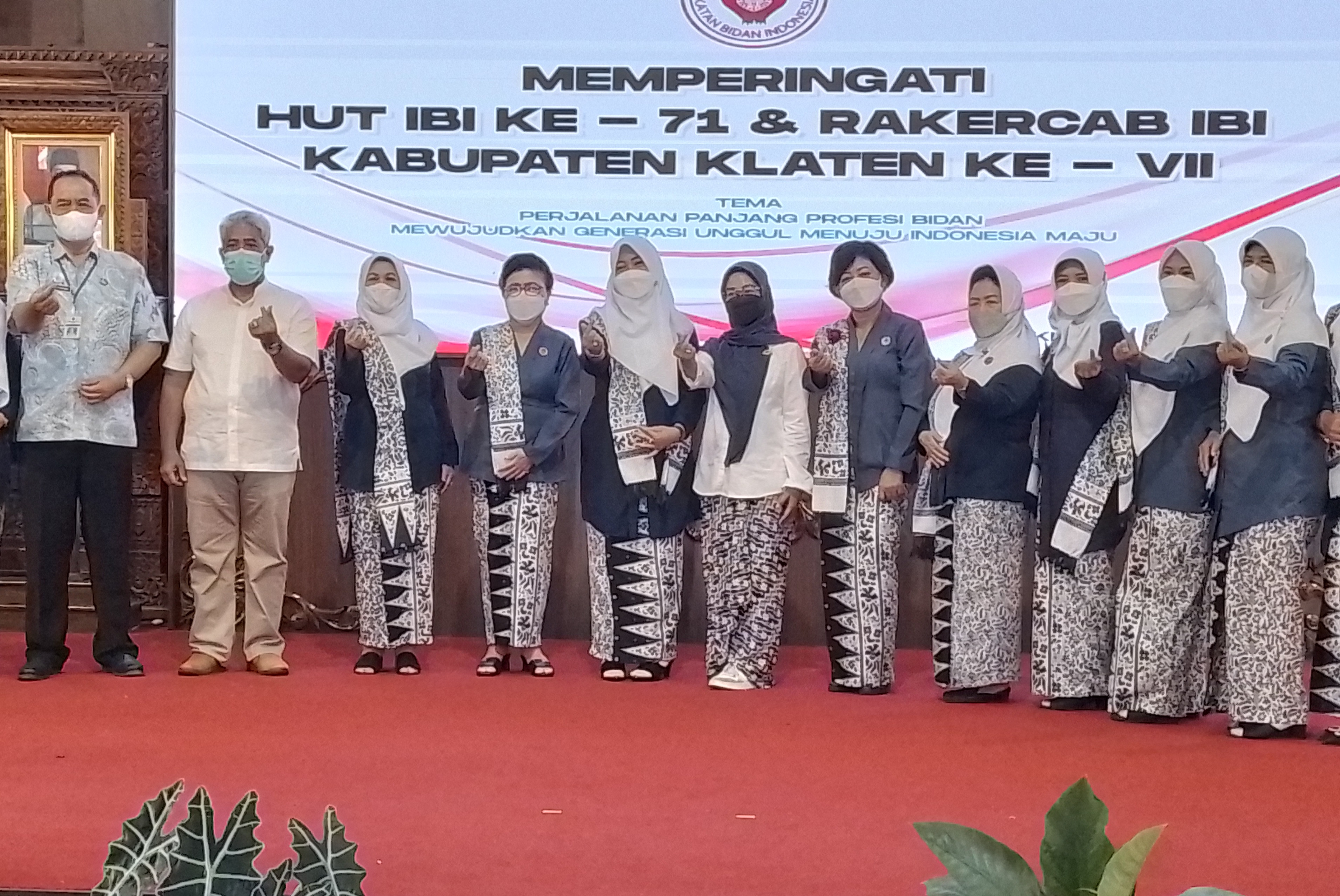 Ikatan Bidan Indonesia Kabupaten Klaten menggelar perayaan hari ulang tahun
