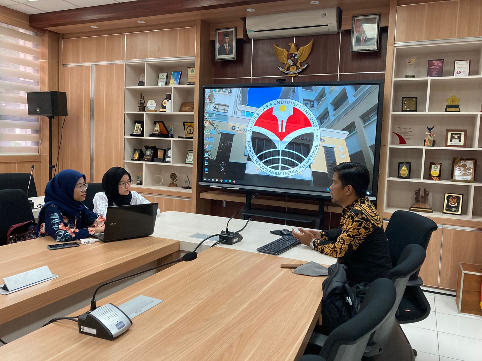 Mahasiswa UPI Bandung Teliti Kearifan Lokal Kampung Adat Kasepuhan Ciptagelar