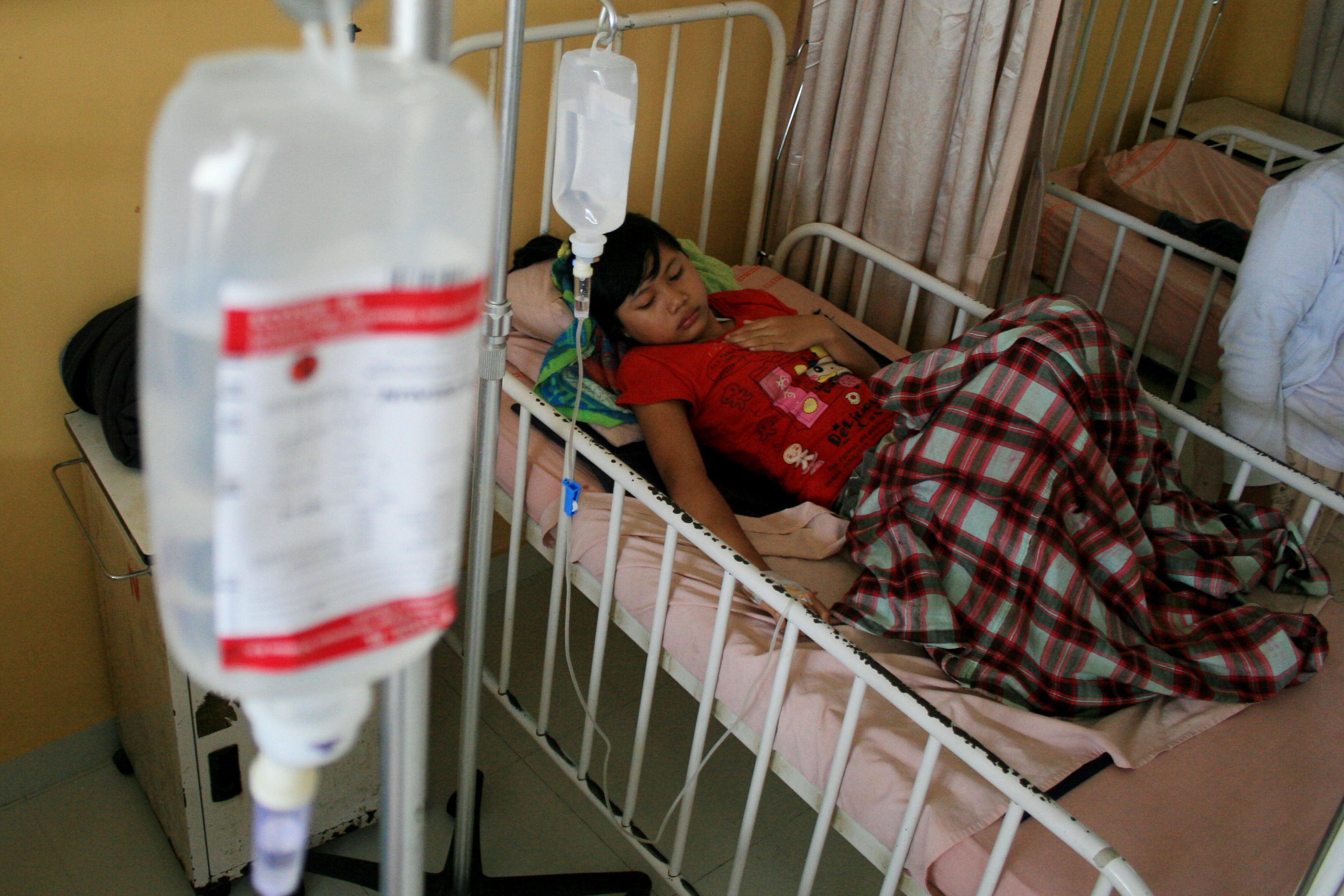 Ratusan Warga Kabupaten Sukabumi Keracunan Nasi Kotak