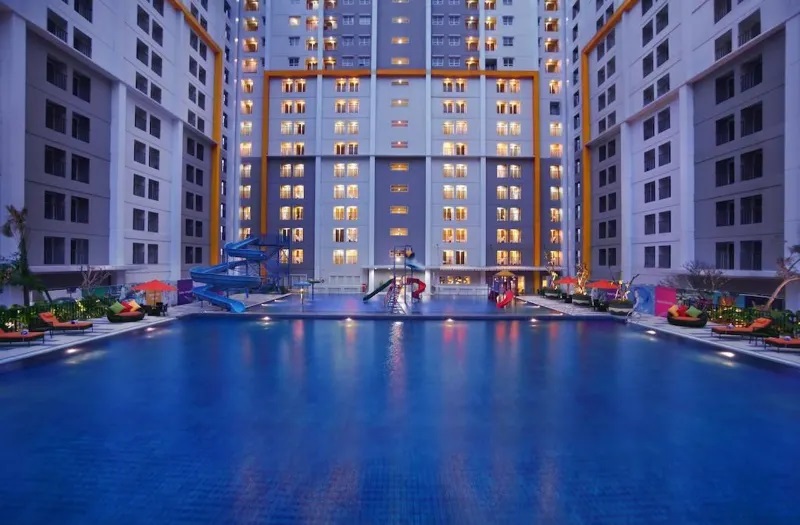 Vega Hotel Gading Serpong memiliki beragam kolam renang.