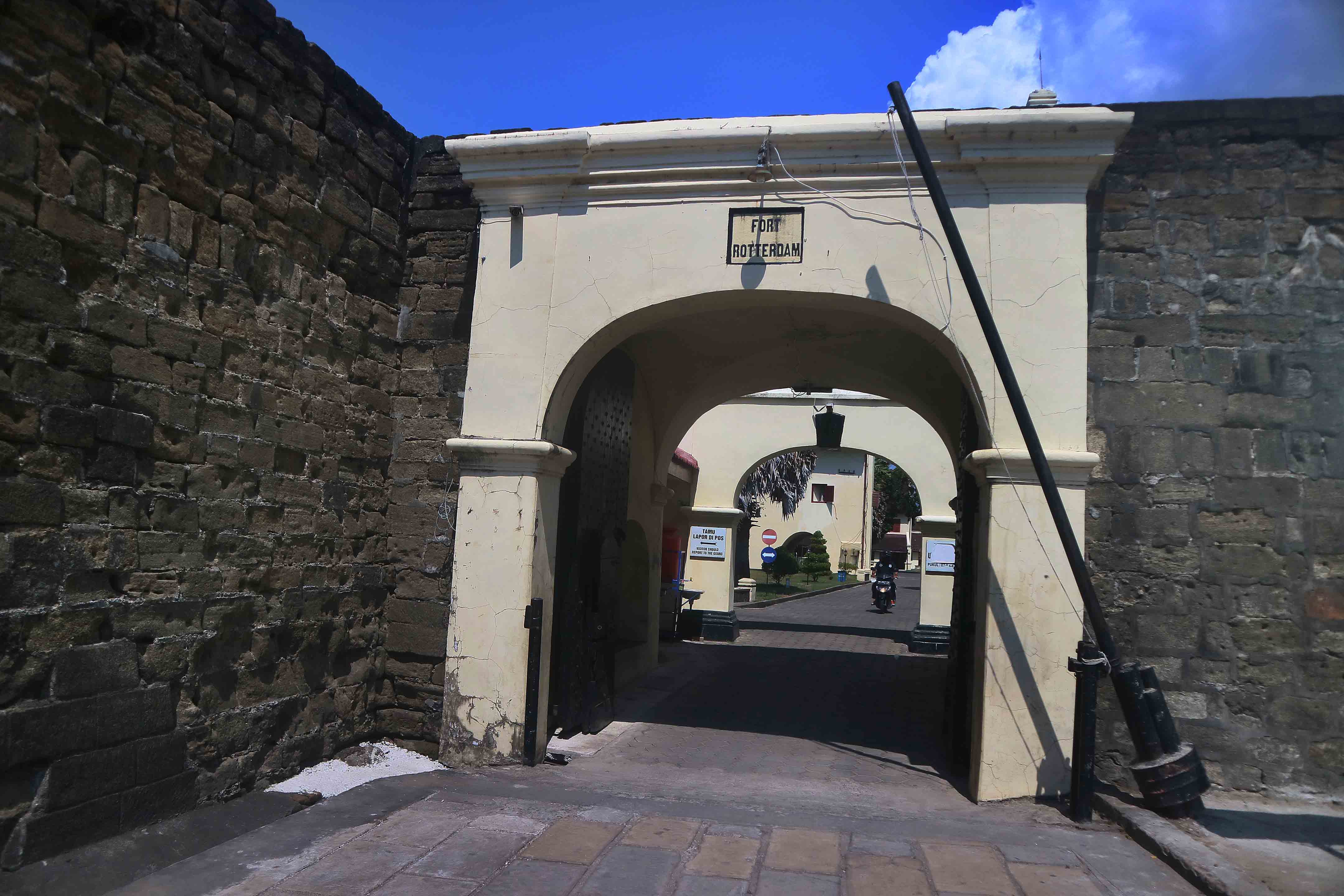 Benteng Rotterdam peninggalan kolonial Belanda yang berada di Makassar, Sulawesi Selatan.