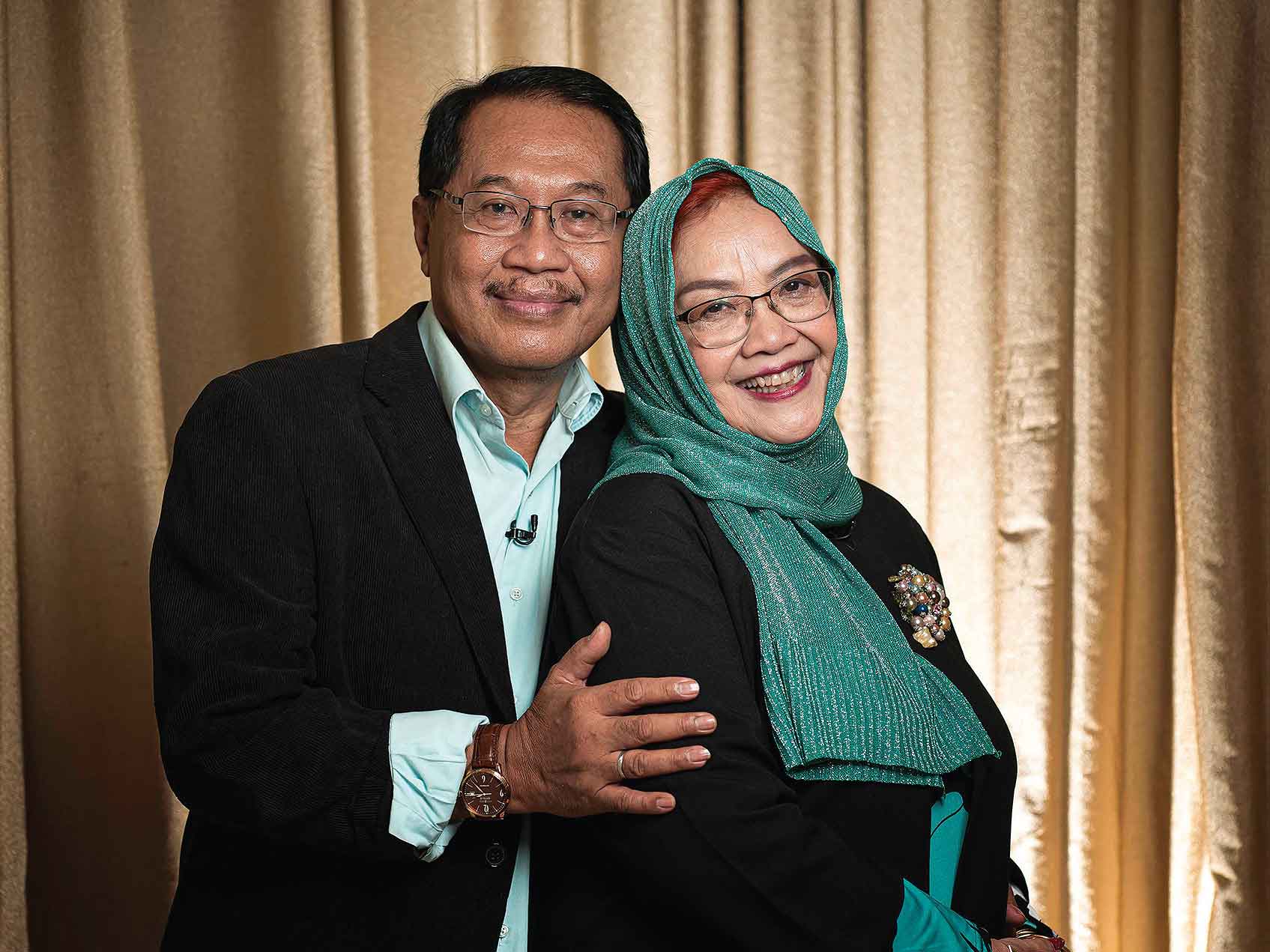 Aam Amir Hamzah  Icke Roesmiyati Hamzah : Kekuatan Pandangan Pertama