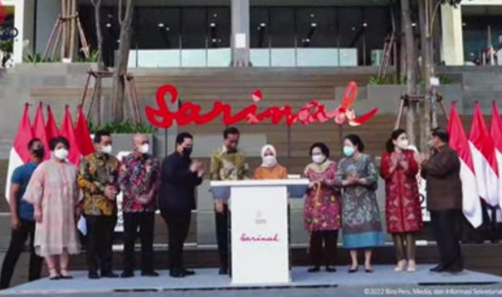 Presiden Joko Widodo meresmikan transformasi Sarinah
