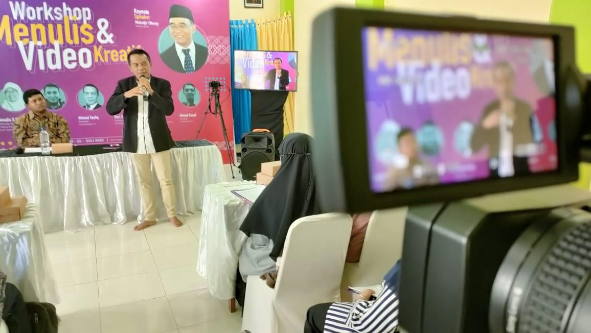 Acara workshop menulis dan video kreatif yang digelar Kemenko PMK di Probolinggo, Jawa Timur.
