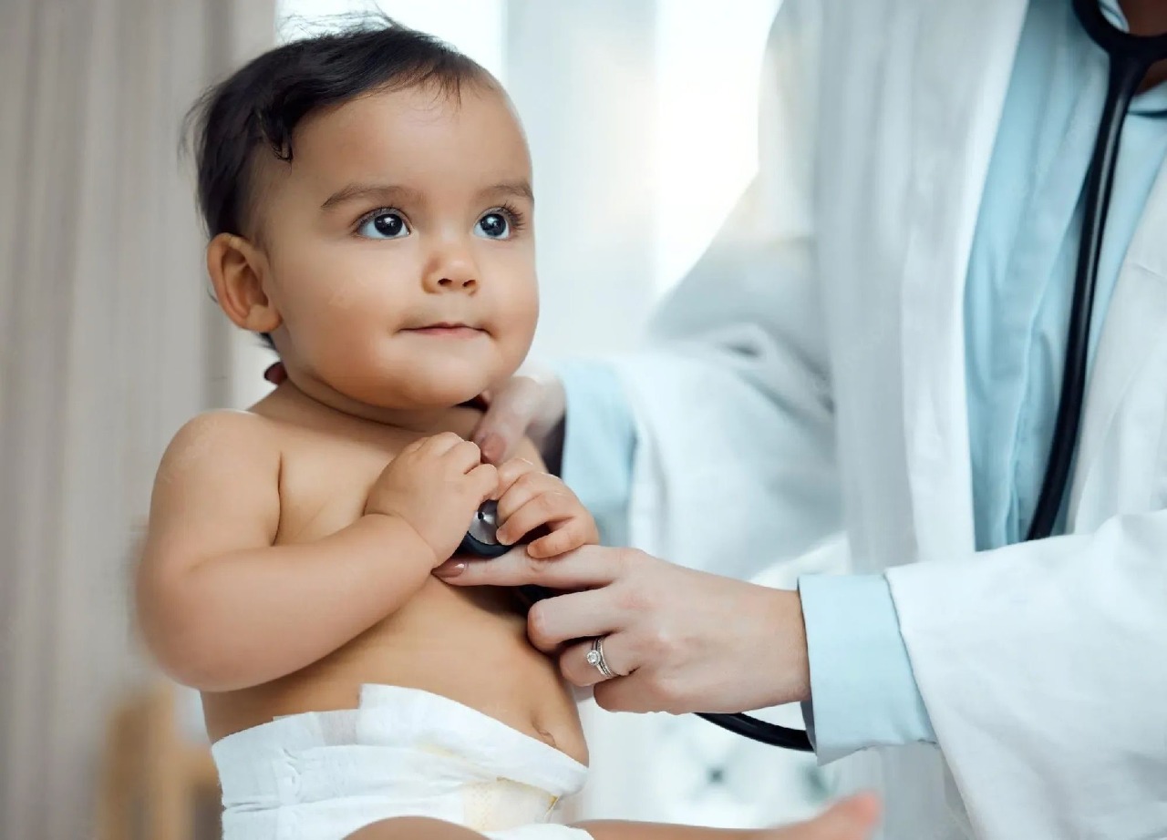 Eka Hospital dan Makuku menjalin kerja sama termasuk program edukasi bagi orangtua seputar kesehatan anak.