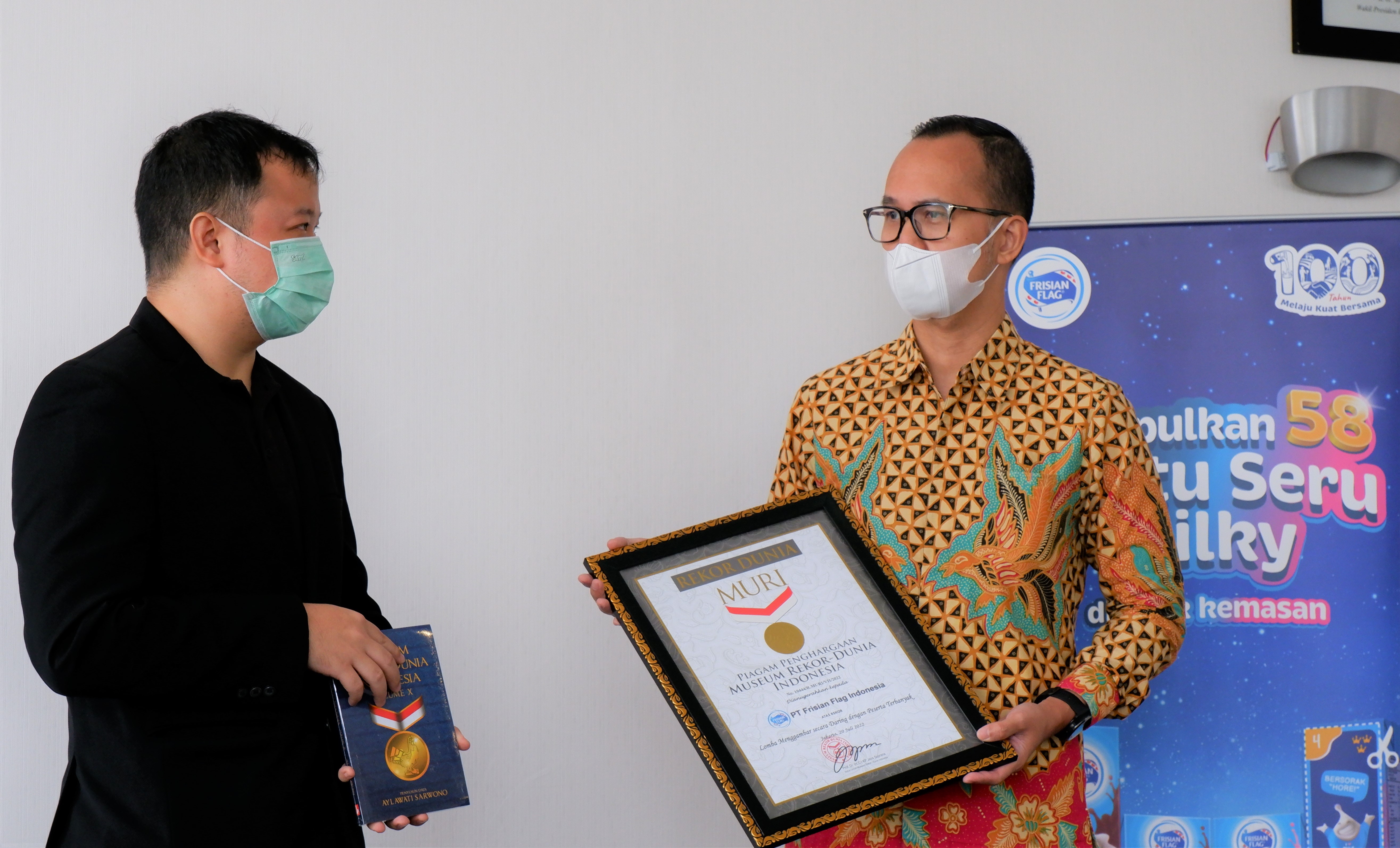 Frisian Flag Raih Rekor MURI untuk Lomba Gambar Virtual Peserta Terbanyak