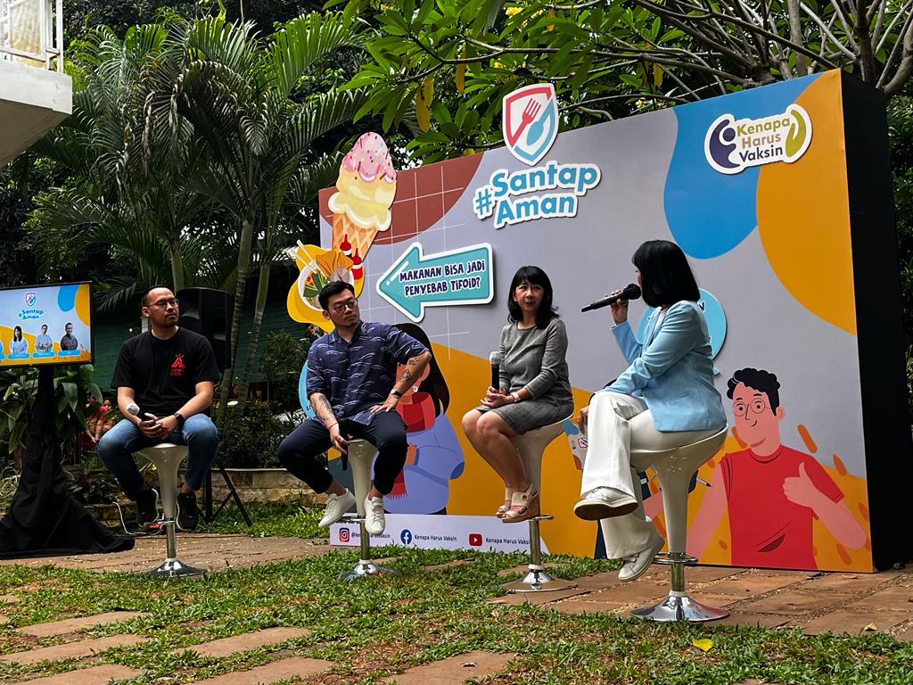 Bincang di acara Santap Aman di instagram @kenapaharusvaksin