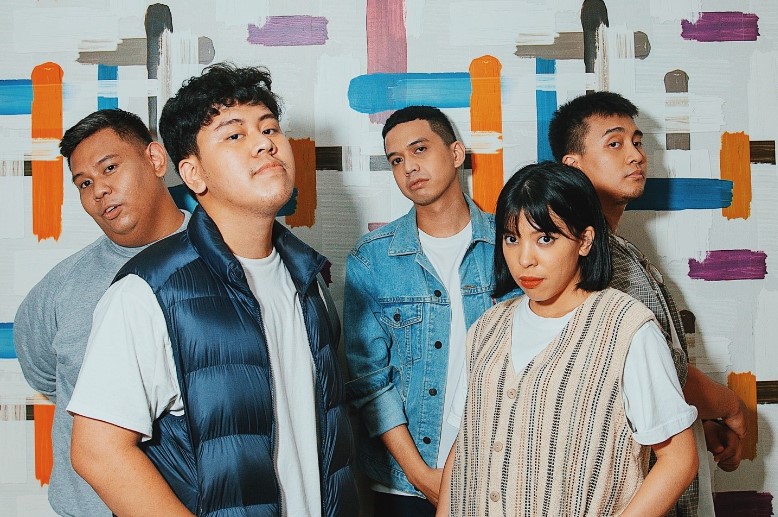 Rahara bersama Natasha Udu