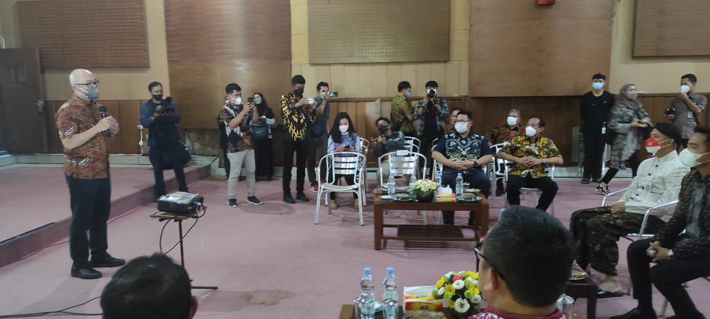 Ganjar Pranowo bertemu sejumlah pihak terkait proses revitaliasi Lokananta