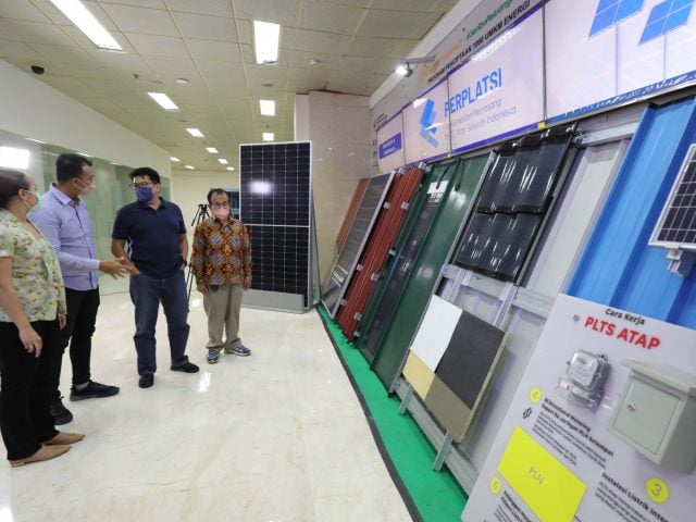 Anggota dan Pengurus Perplatsi seusia acara deklarasi di Apindo UKM Hub, Gedung Smesco Kementerian Koperasi dan UKM, Selasa (26/7).