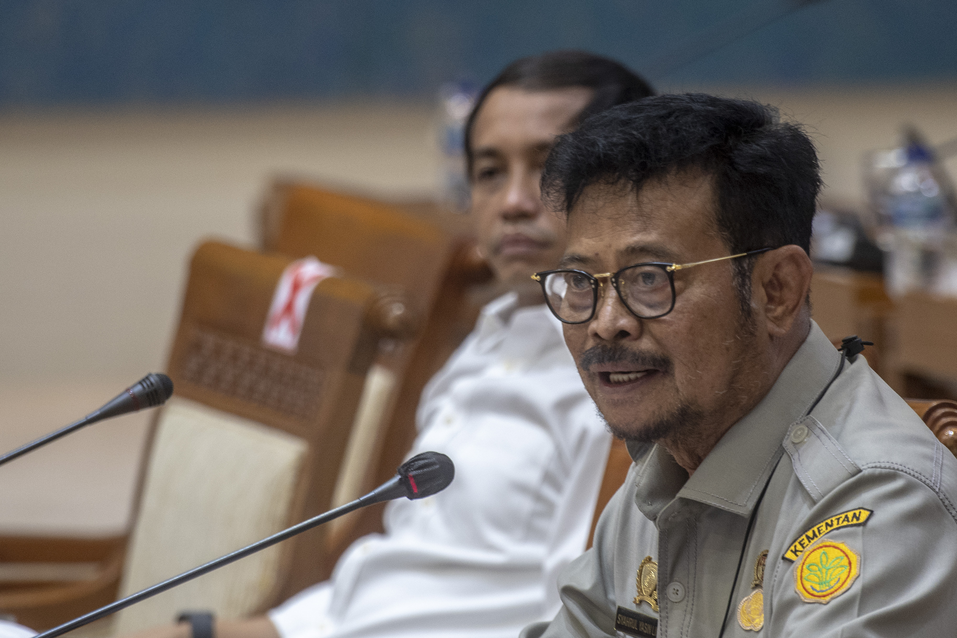 Menteri Pertanian Syahrul Yasin Limpo (kanan)