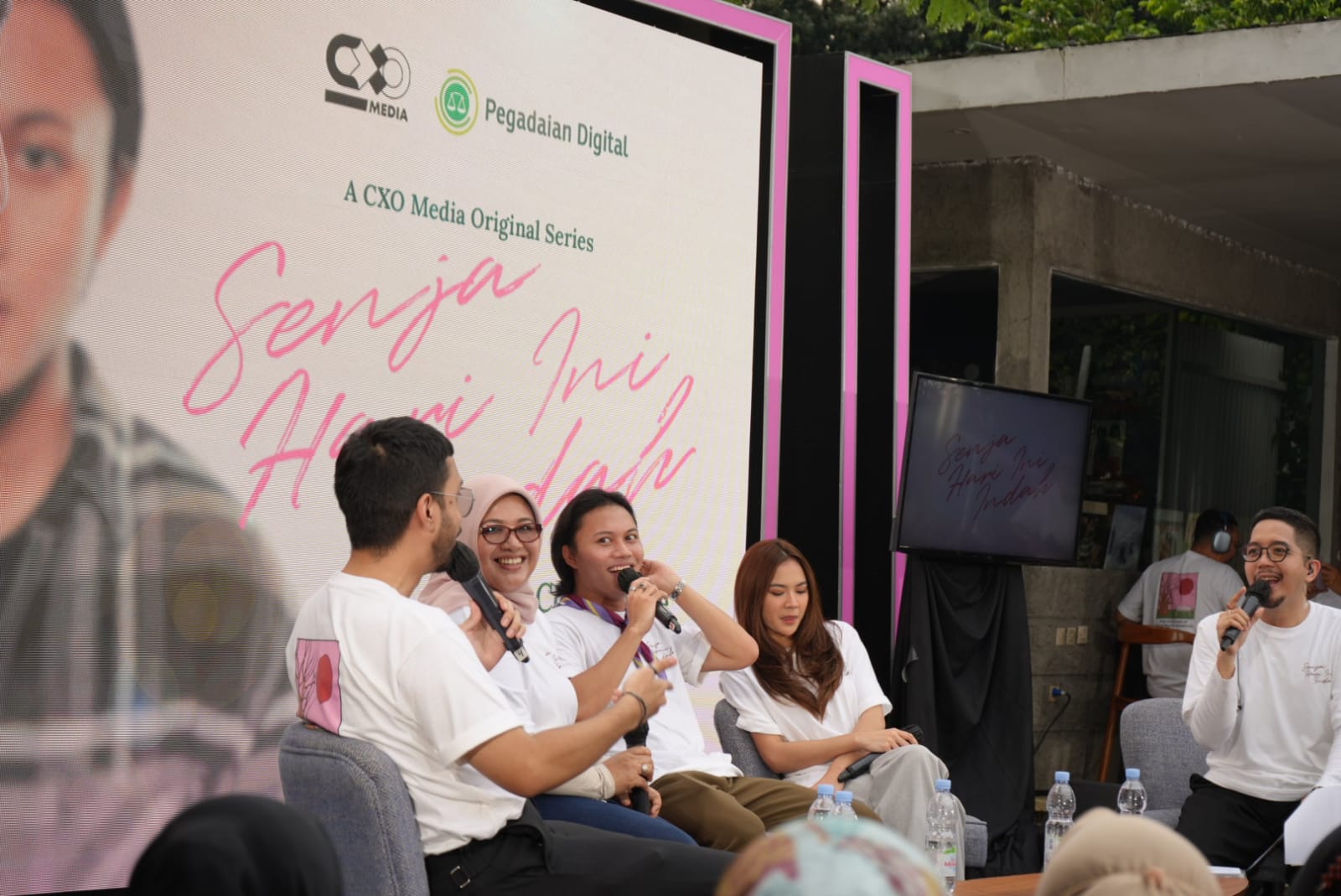 Pegadaian menginspirasi generasi muda melalui webseries bertajuk “Senja Hari Ini Indah”. 