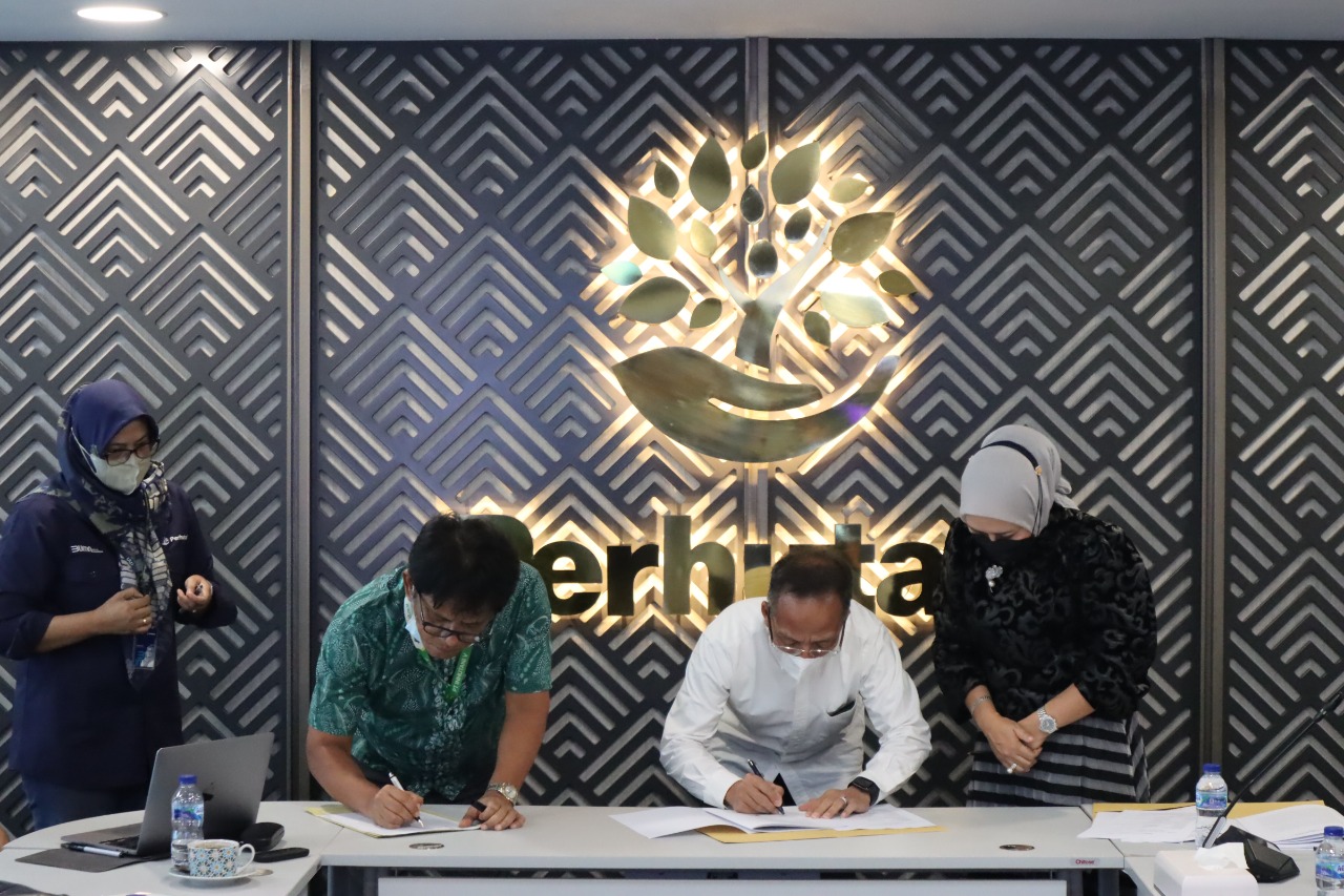 Perum Perhutani resmi melakukan aksi korporasi berupa penggabungan (merger) anak perusahaan ke dalam dua subholding.
